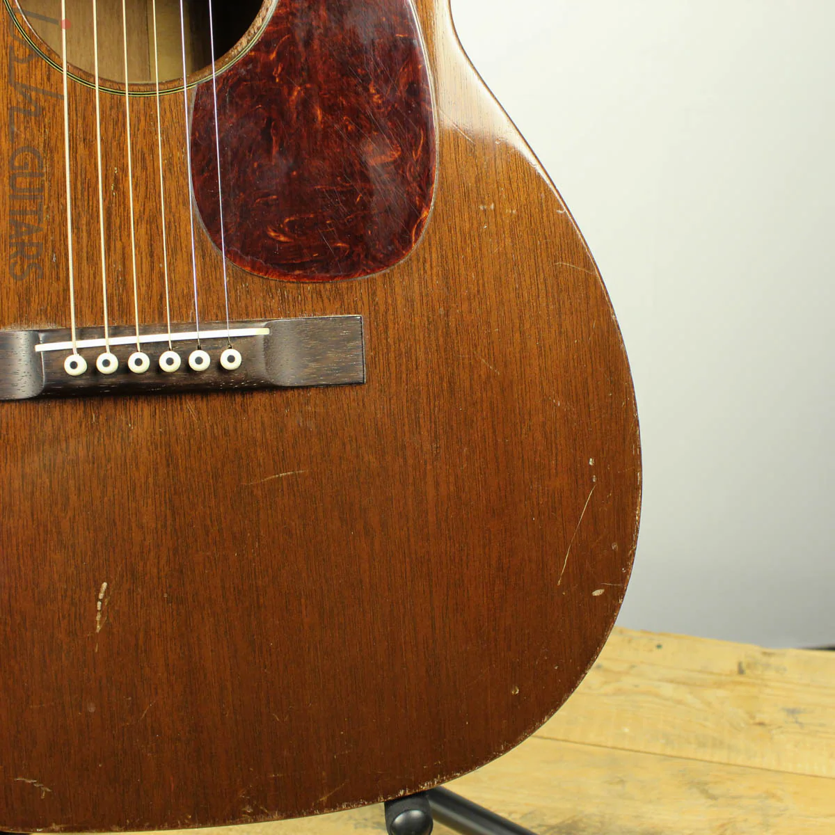 1949 Martin 00-17 Mahogany w/ OHSC - Image 4