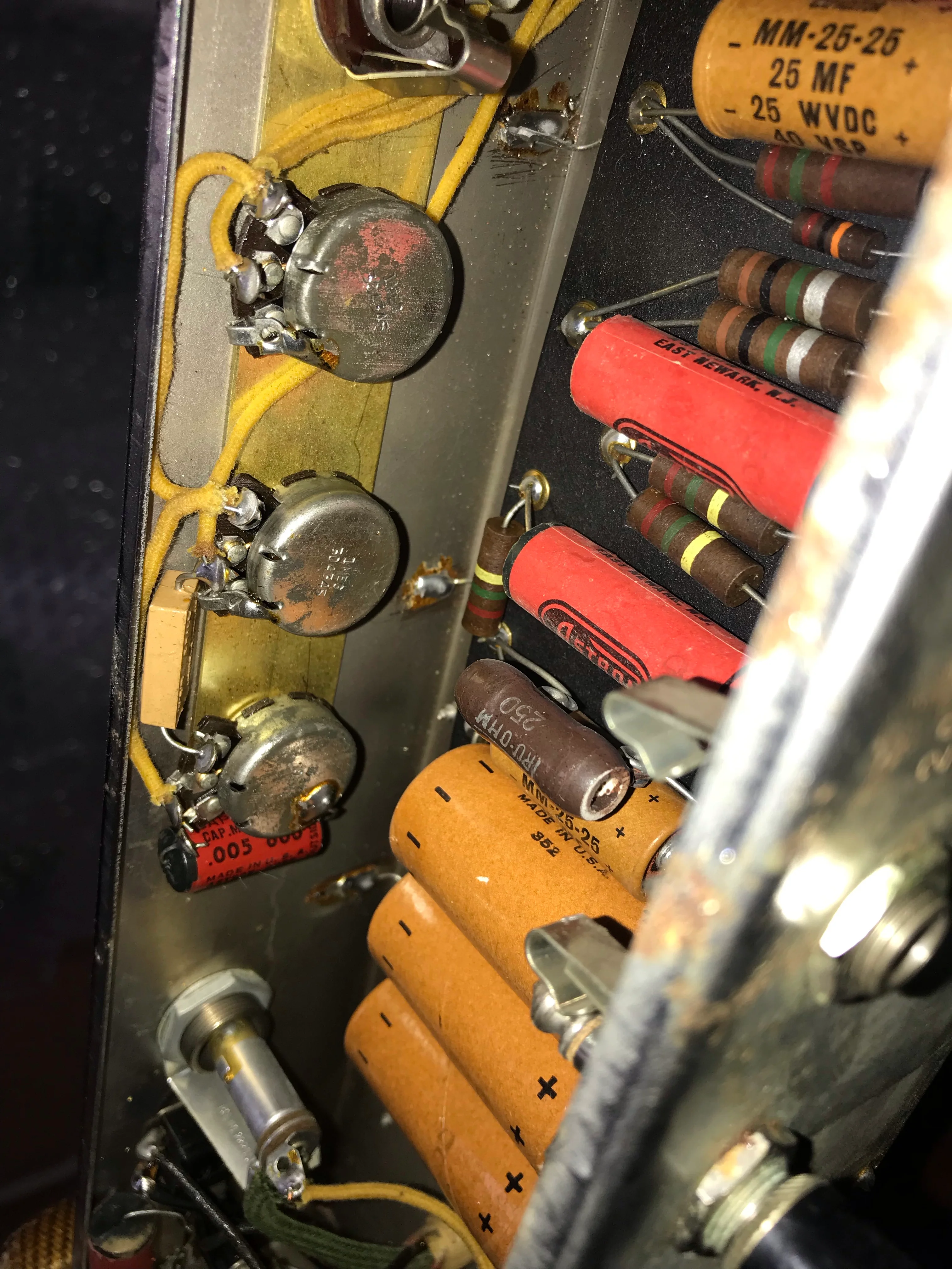1954 Fender Deluxe Tweed 5C3 - Image 22
