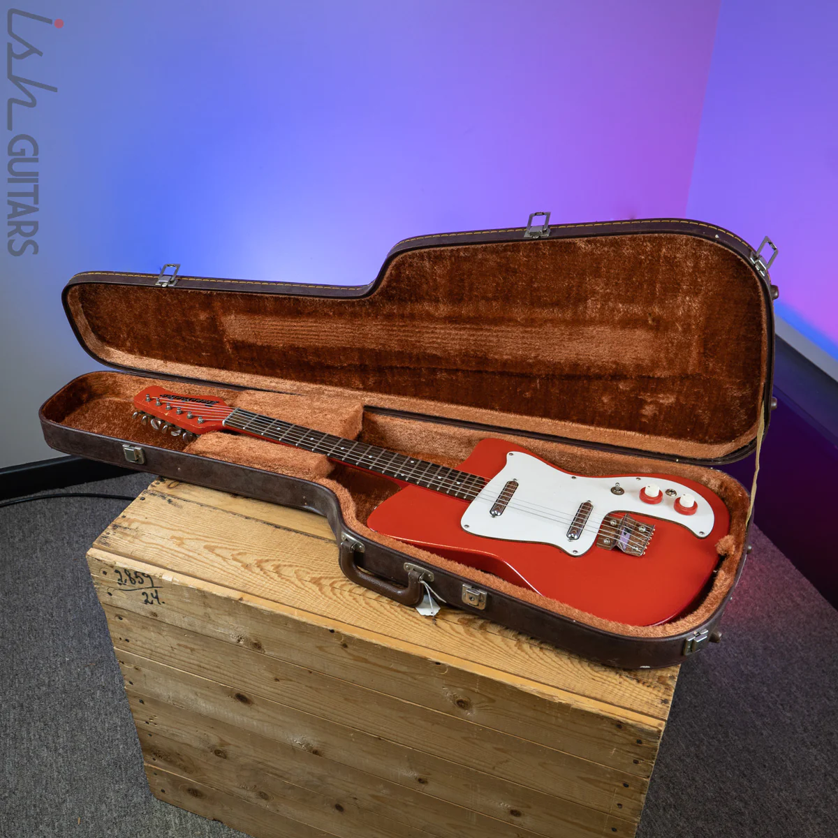 1960's Danelectro Hawk Red Solidbody - Image 22