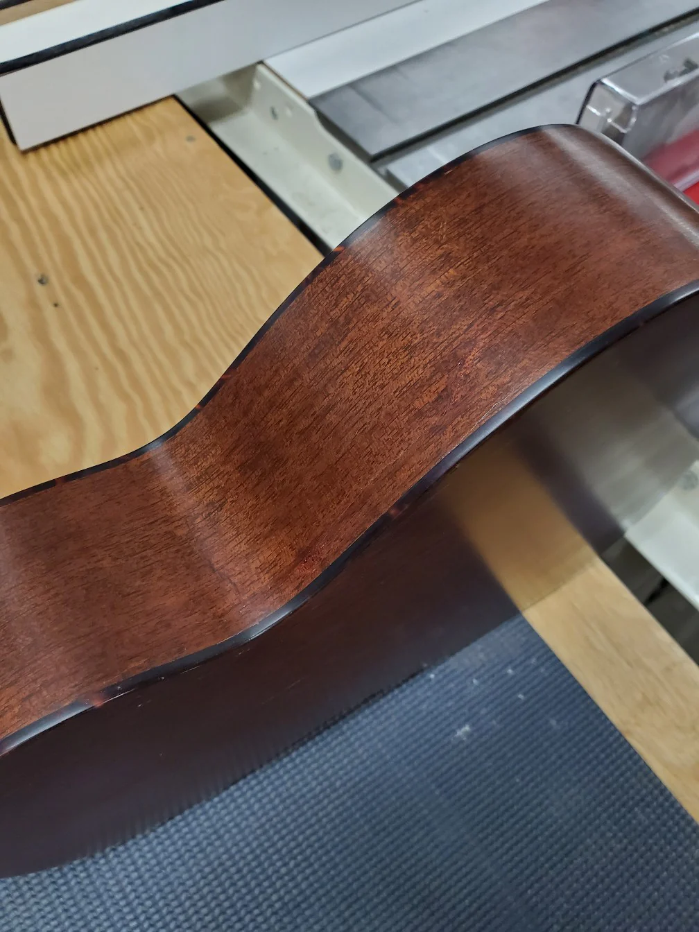 1960s Martin Baritone Ukulele with Planetary Tuners - Image 16