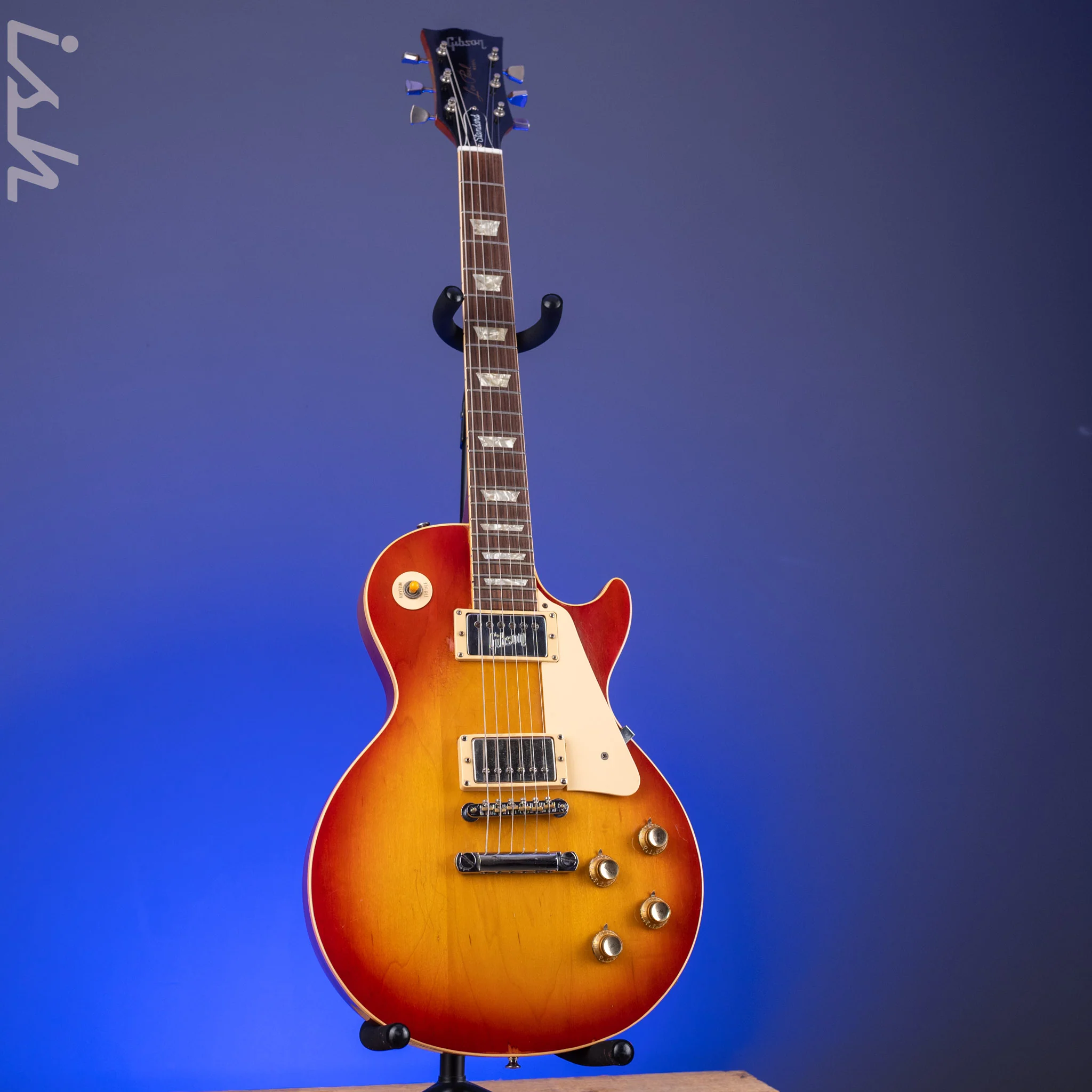1970's Gibson Les Paul Deluxe Cherry Sunburst w/ Gibson Embossed T-Top Pickup - Image 2