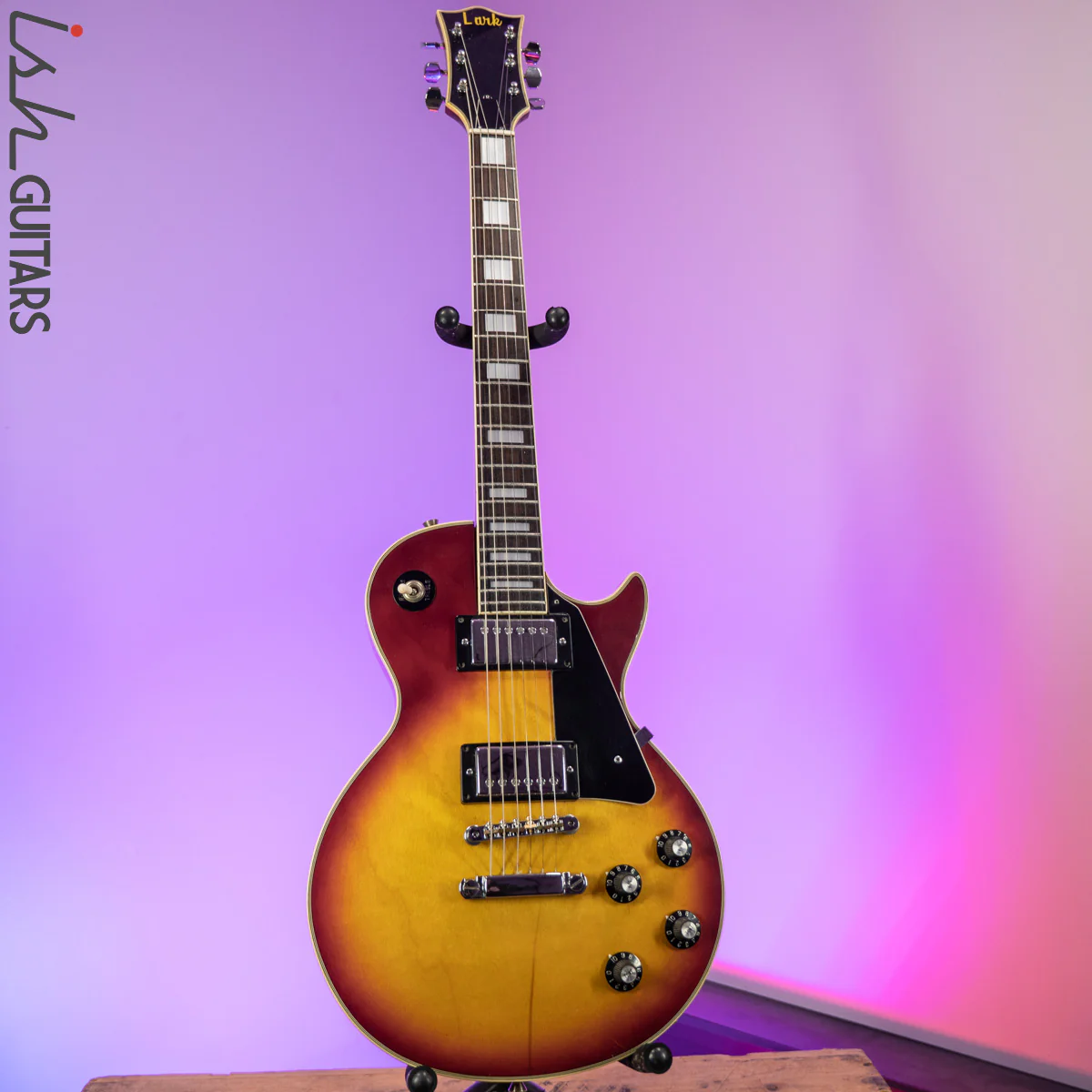 1970s Lark Japanese Les Paul Copy Cherry Sunburst - Image 2