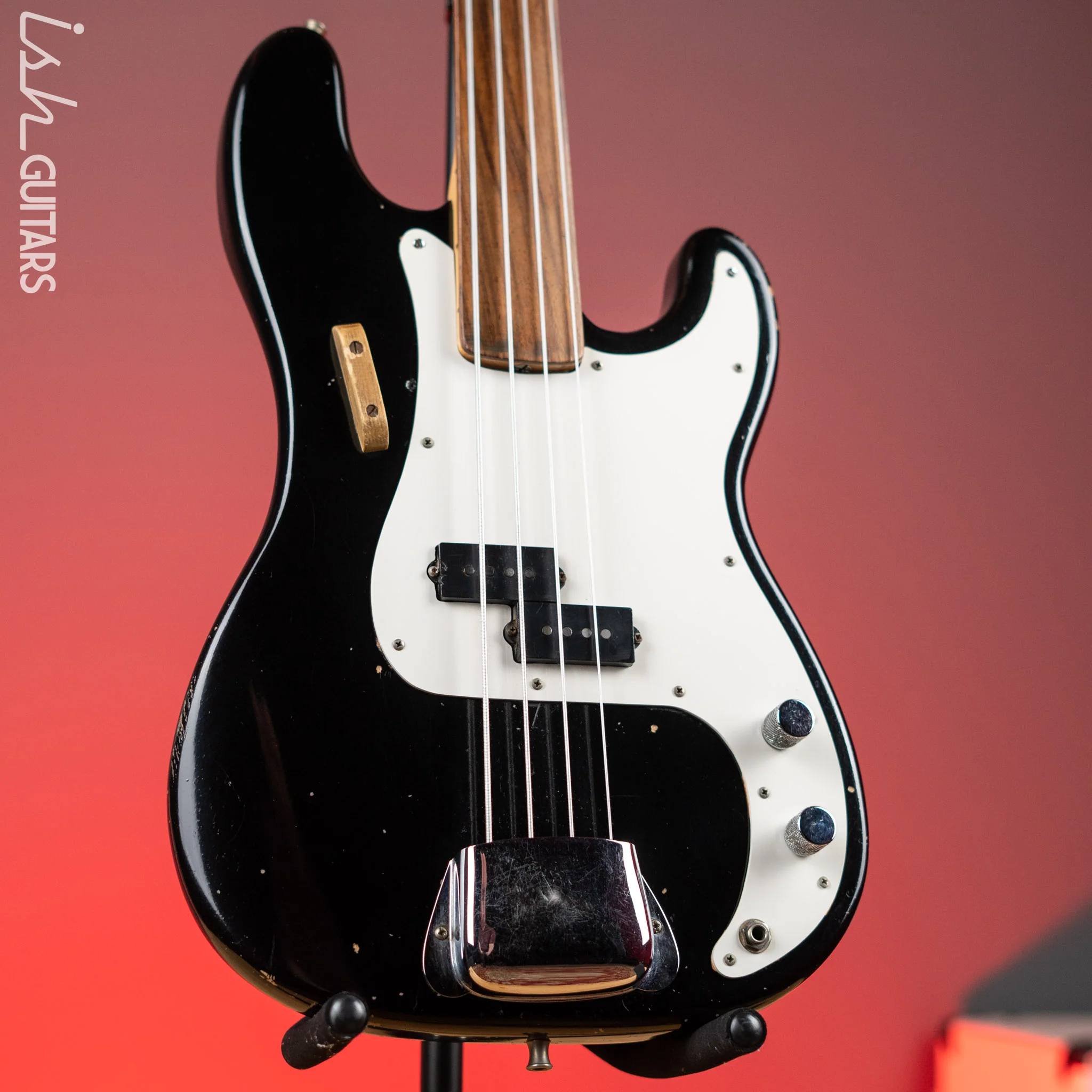 1972 Fender Fretless Precision Bass Black