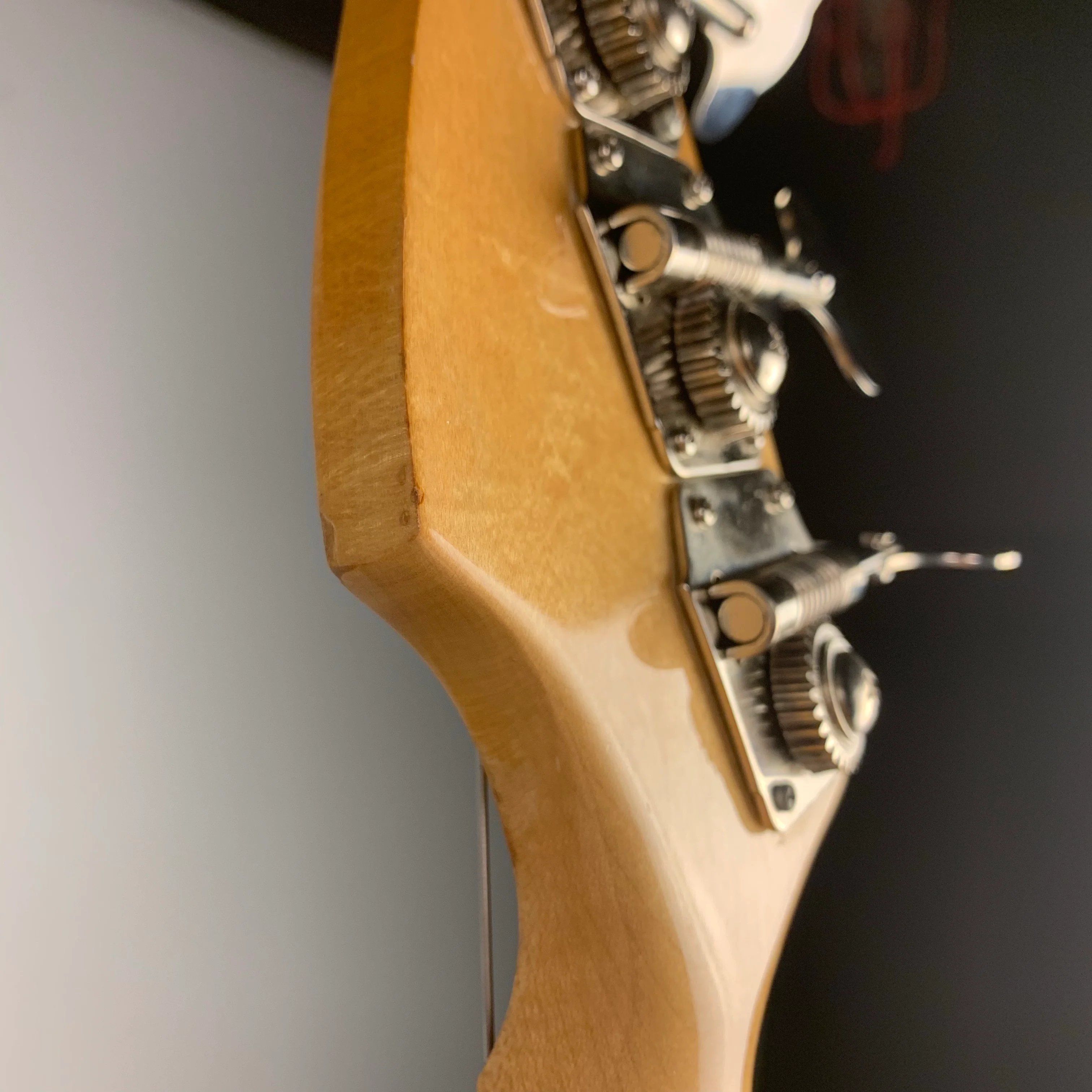 1977-1978 Fender Fretless P-Bass 2004 Body Candy Apple Red - Image 14