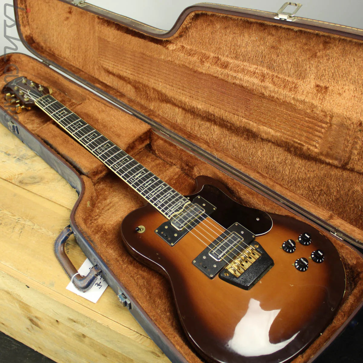 1980 Ovation UK-II Sunburst - Image 17
