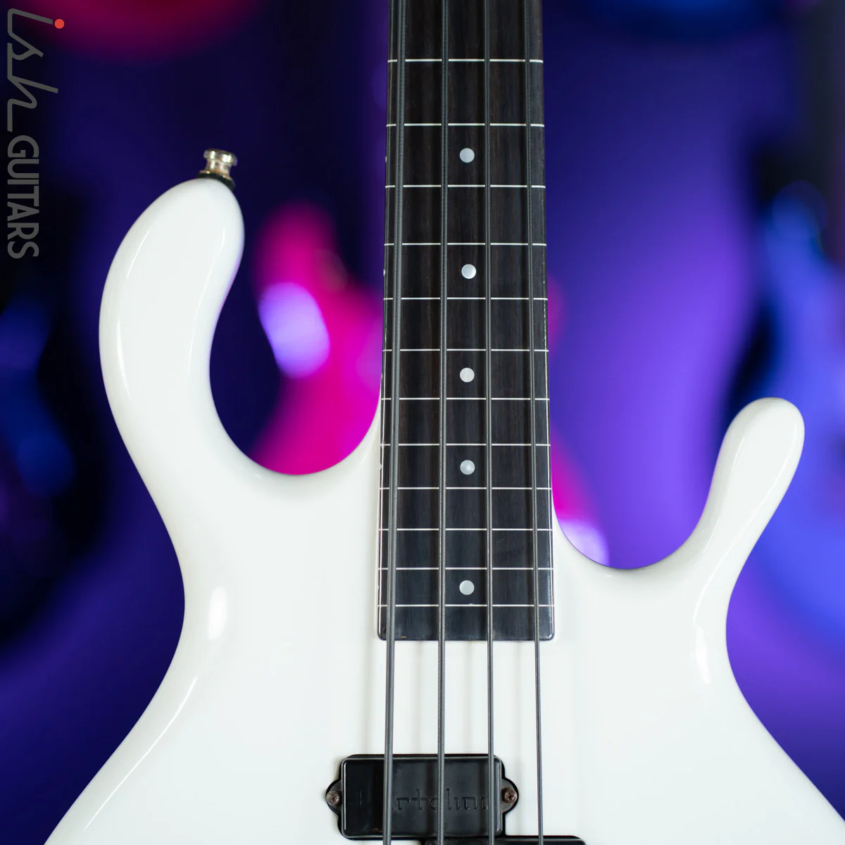 1980s/1990s Pedulla Buzz 4 Fretless Bass White Gloss - Image 3