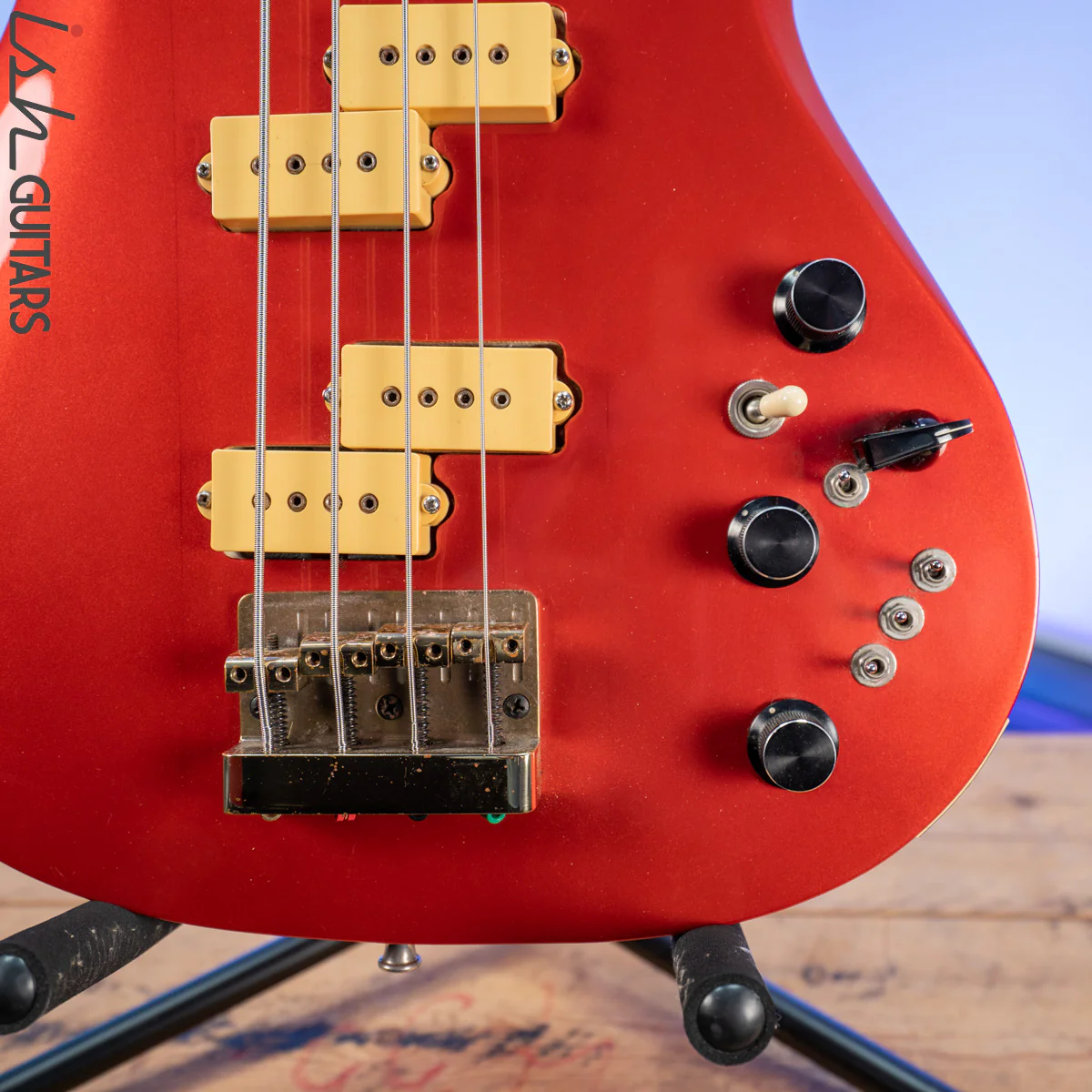 1981 BC Rich Eagle Red - Image 4