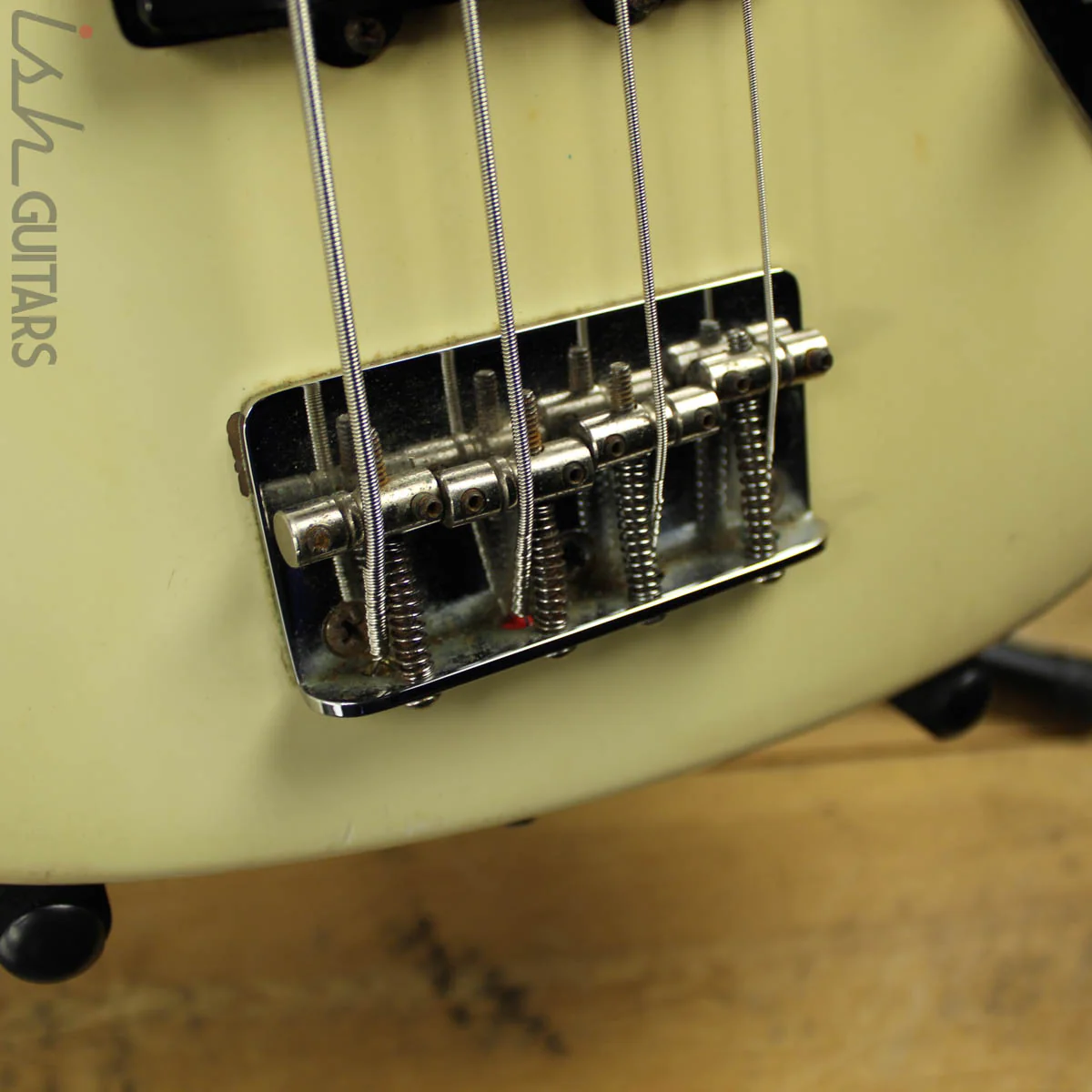 1989 Fender Jazz Bass Olympic White - Image 10