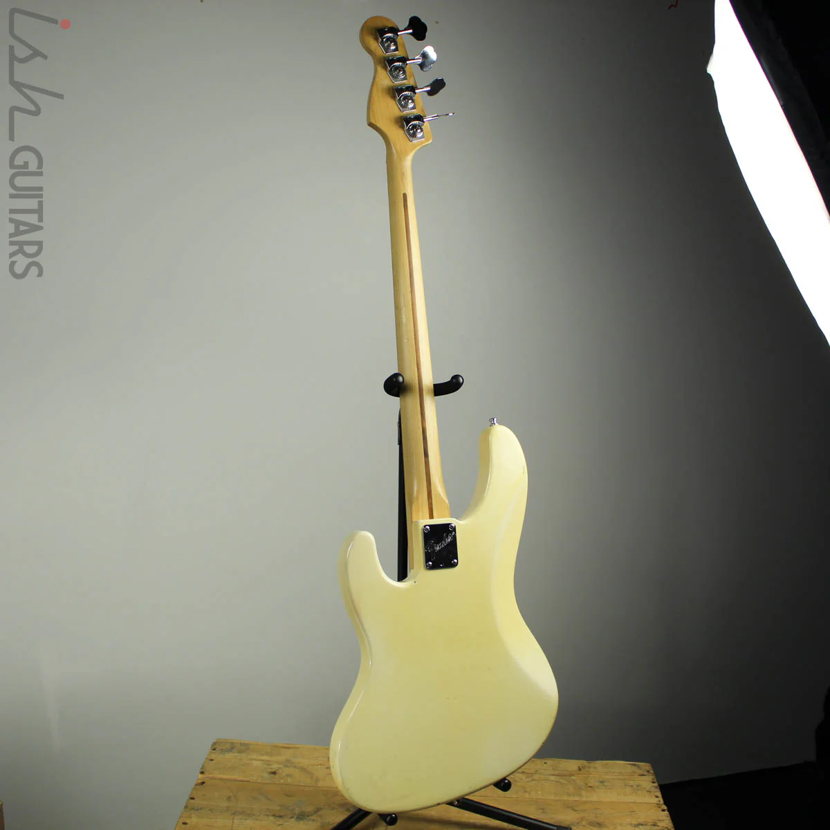 1989 Fender Jazz Bass Olympic White - Image 6