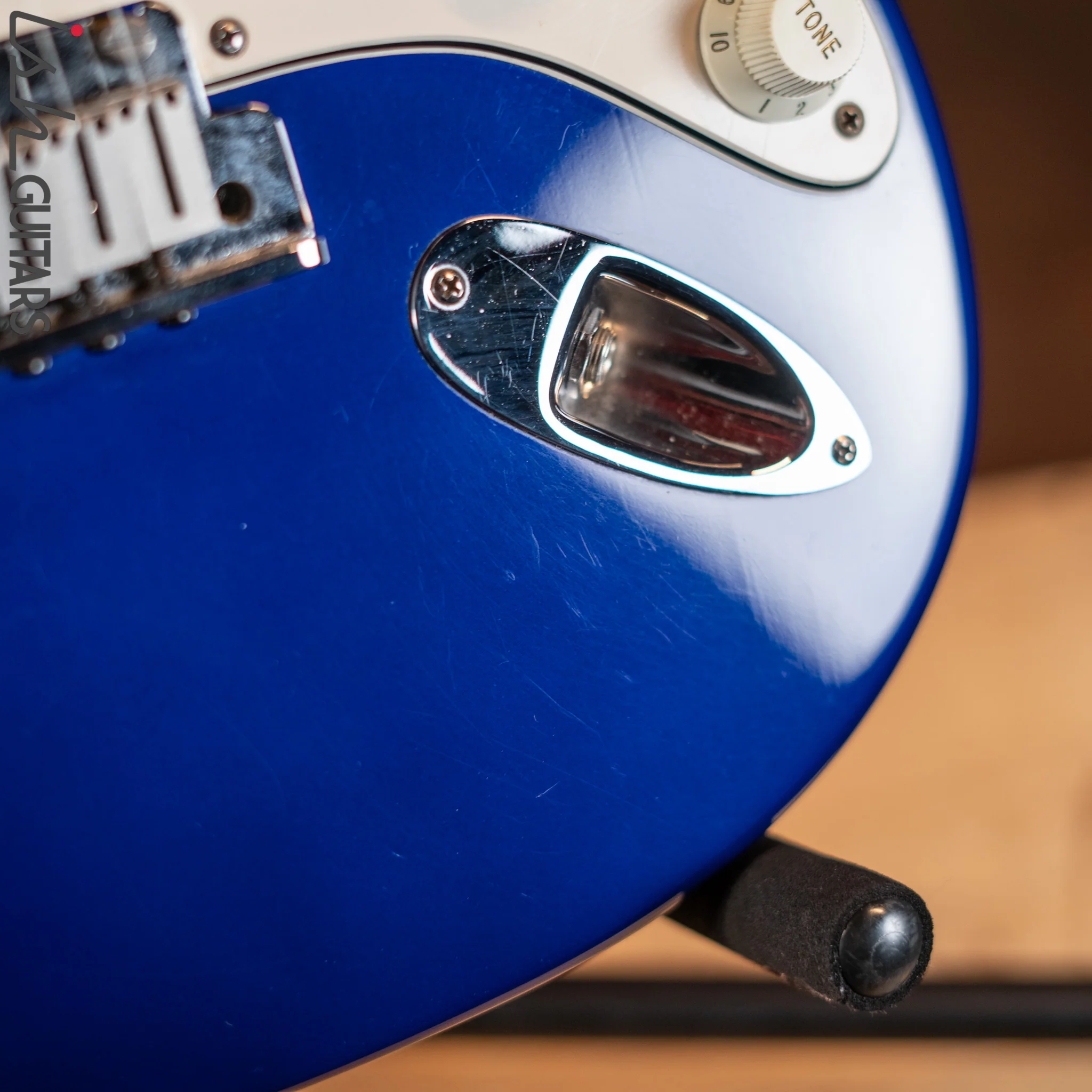 1991 Fender American Standard Stratocaster Blue - Image 9