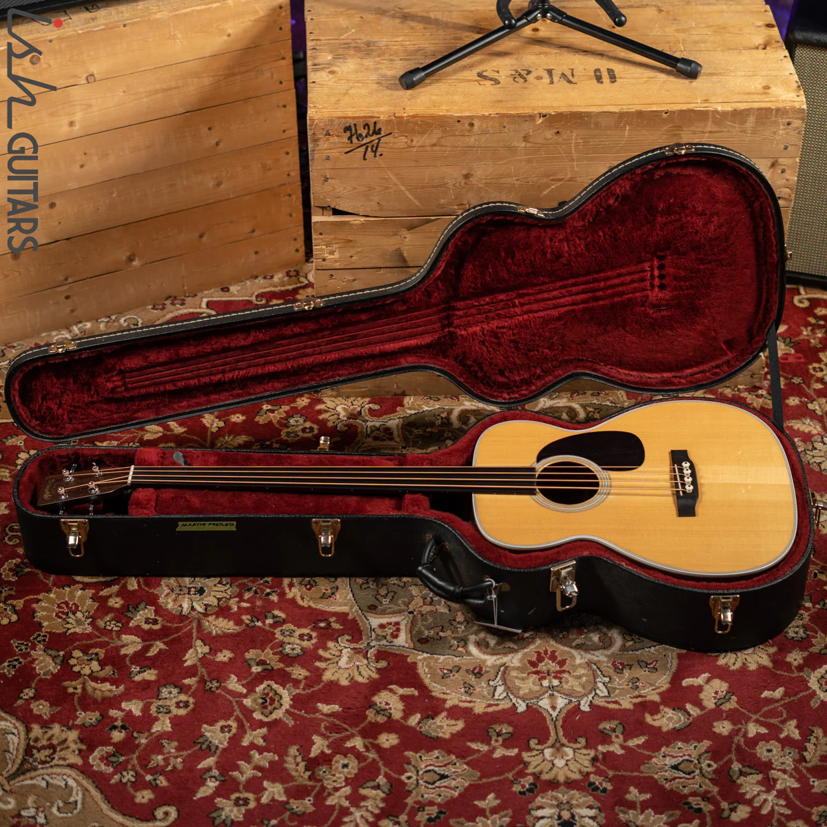 1991 Martin B40 Fretless Acoustic-Electric Bass - Image 22