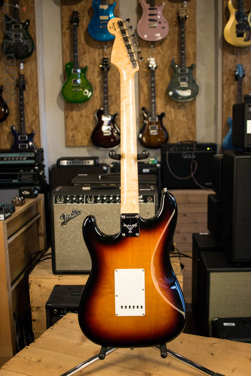 1996 Fender Custom Shop 1960 Stratocaster Three Tone Sunburst - Image 8