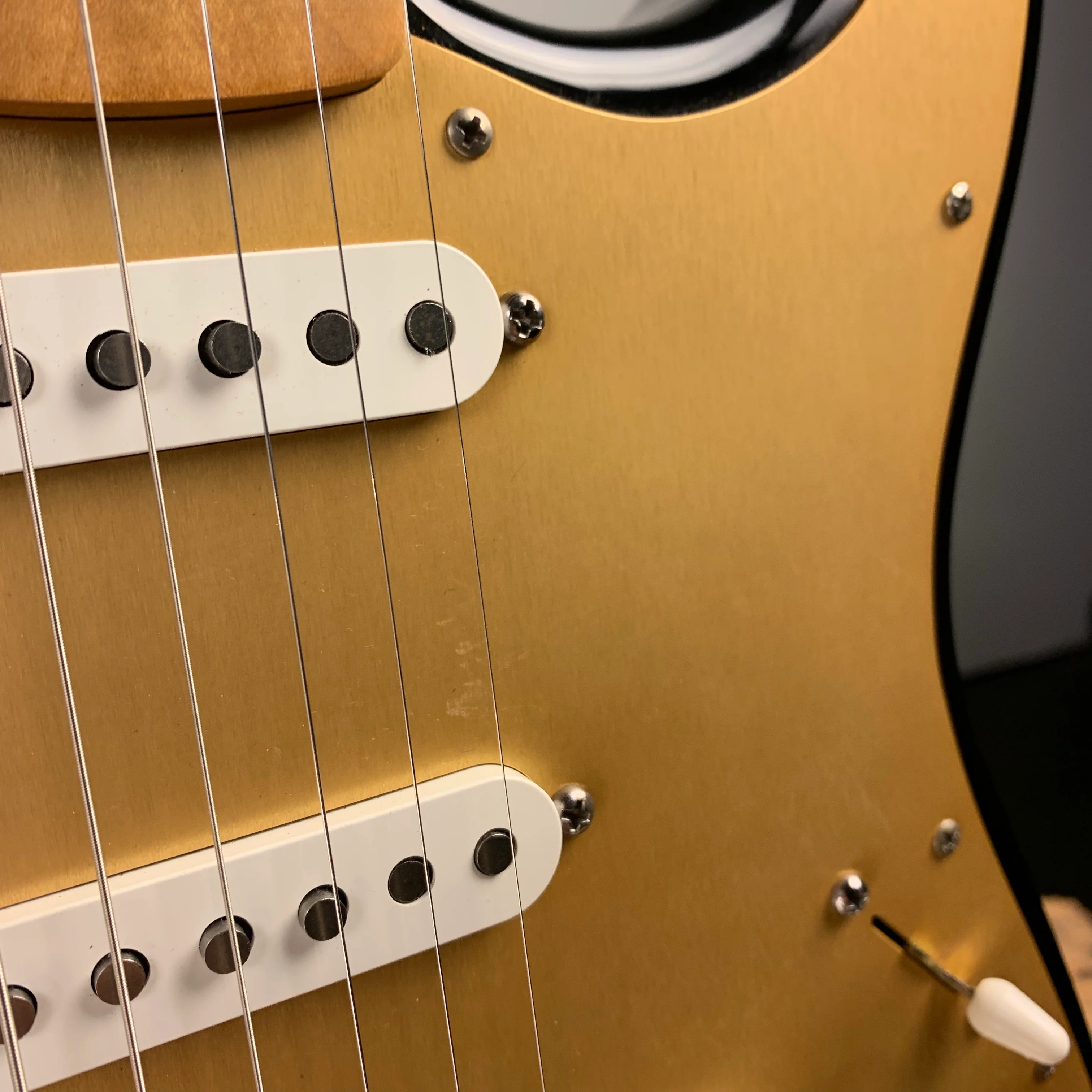 1997 Fender USA California Series Stratocaster Three Tone Burst - Image 15