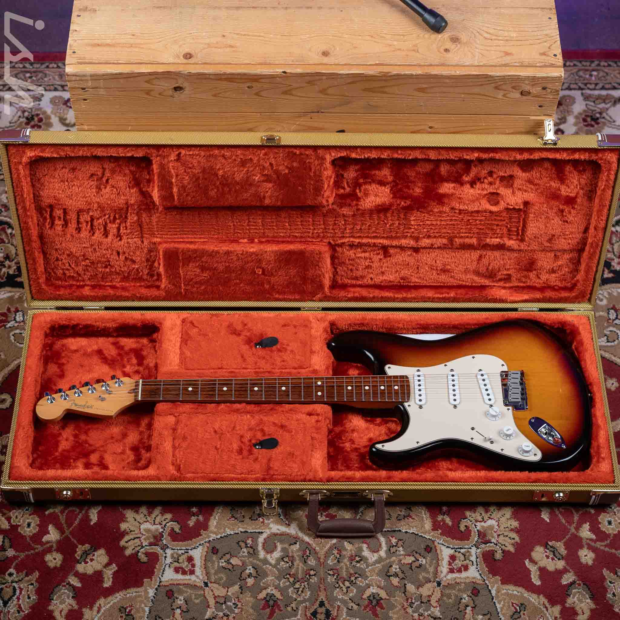 1999 Lefty Fender American Standard Strat Sunburst - Image 23