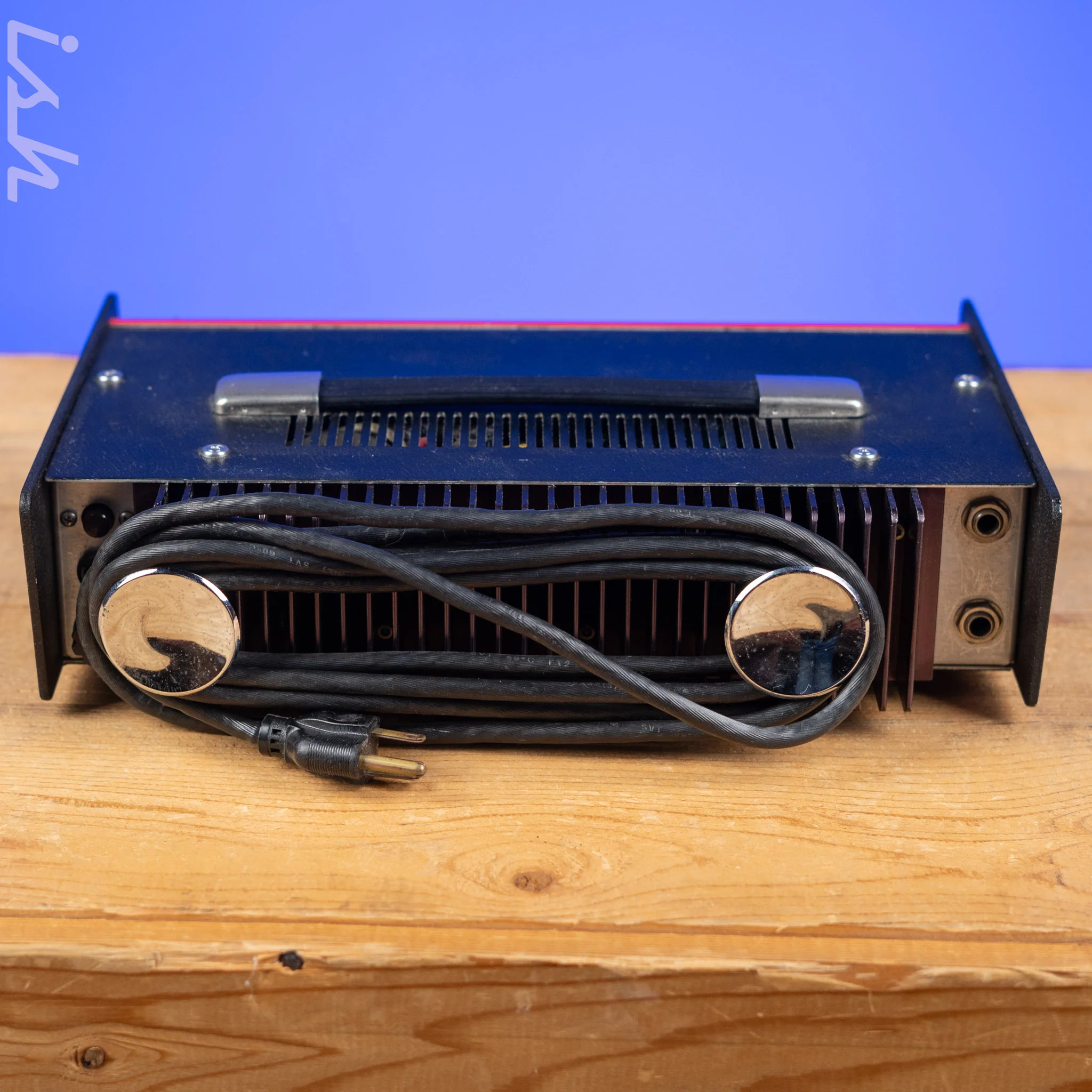 2000s Walter Woods Electracoustic Ultra Hi-Power 1200w Bass Amplifier (Blue Light) - Image 4
