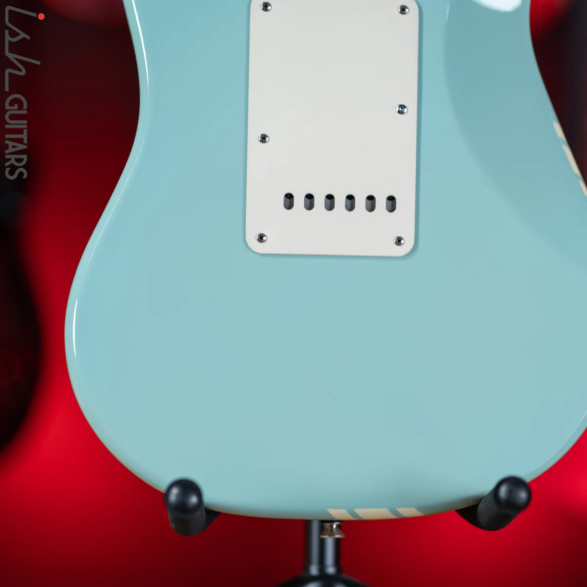 2002-2003 Fender Cyclone II MIM Daphne Blue - Image 11