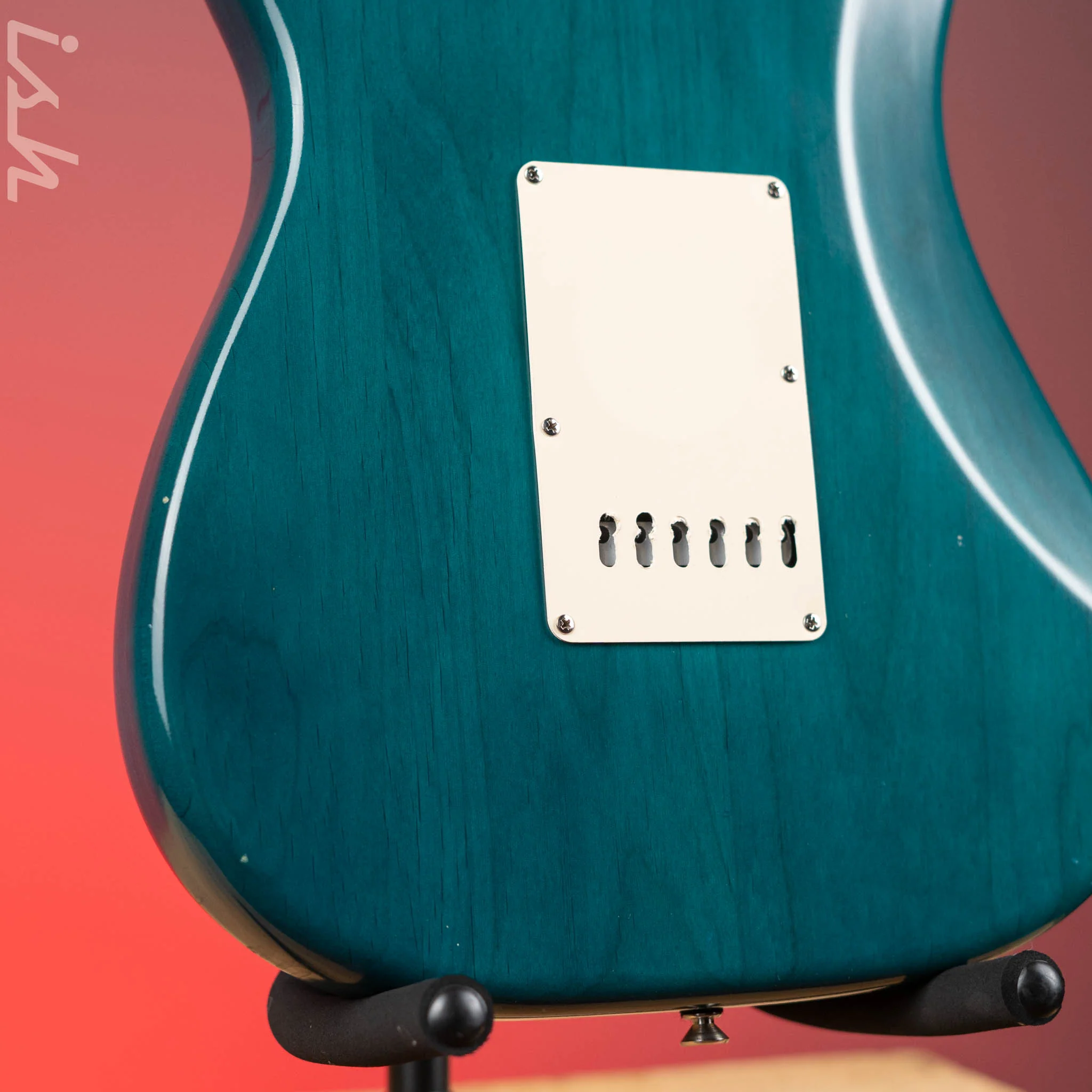 2002 Fender Highway One Stratocaster Transparent Satin Blue - Image 14
