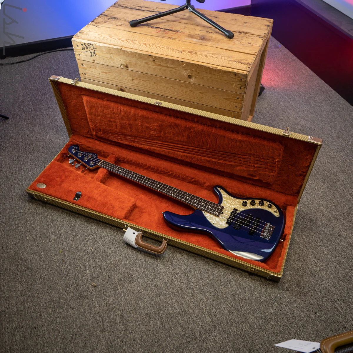 2003 Fender Stu Hamm Urge II Metallic Blue - Image 15