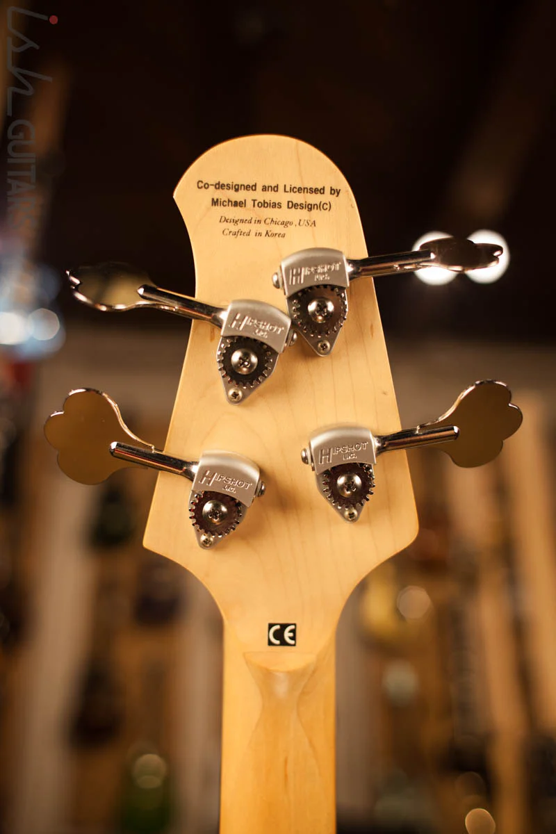 2003 Lakland Skyline Fretless Hollowbody Three Tone Sunburst - Image 6