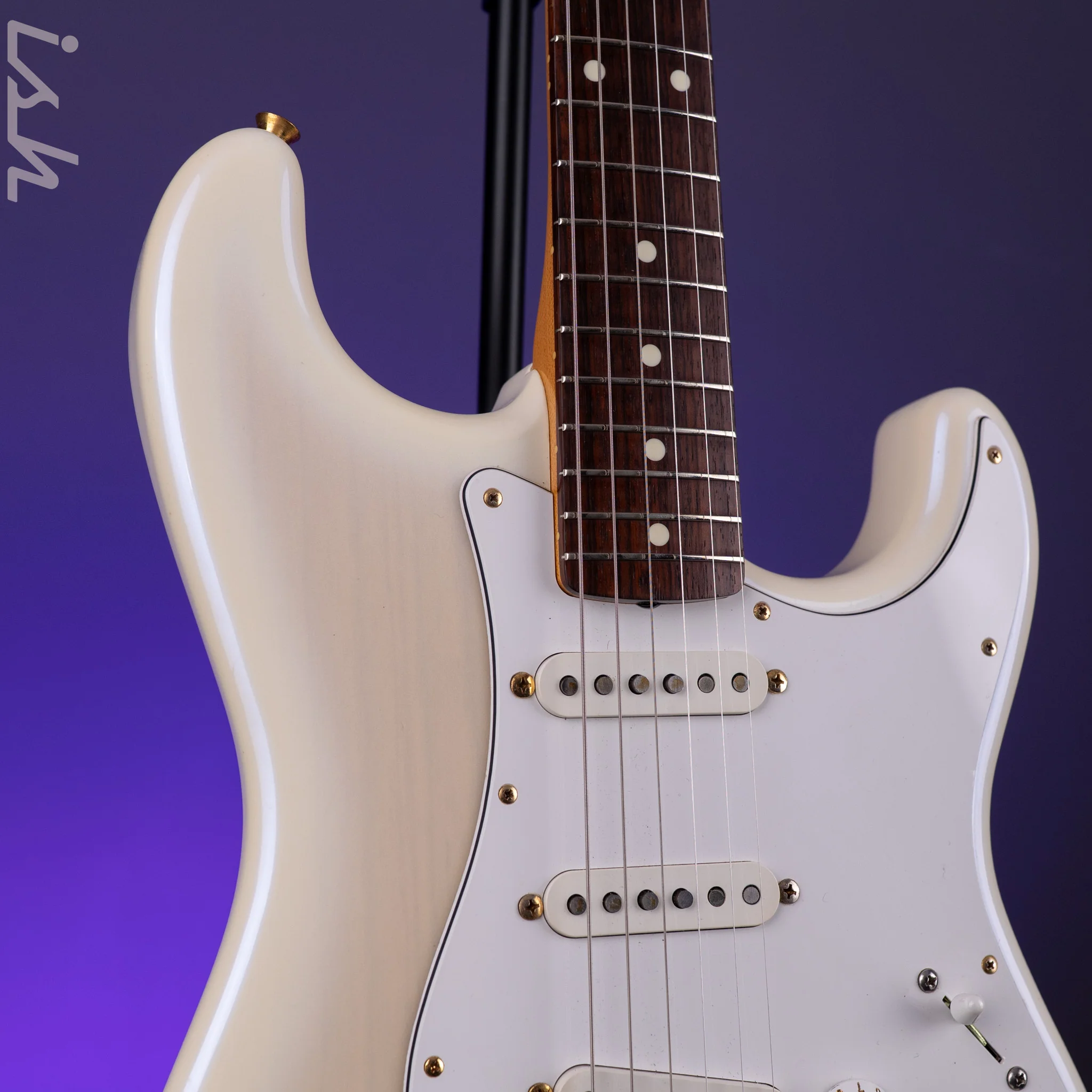 2004 Fender '57 Reissue Stratocaster ST80-SPL White Burst - Image 4