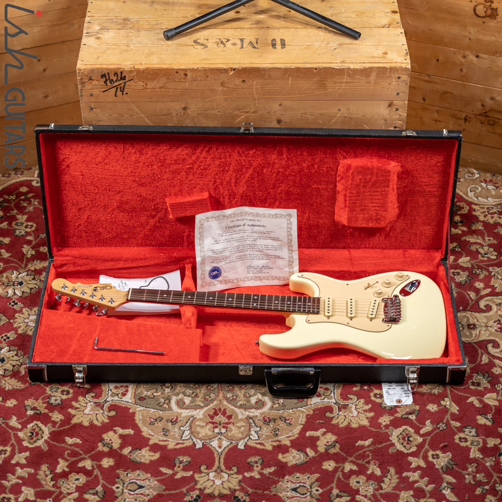2005 G&L Legacy USA Electric Guitar Cream - Image 14