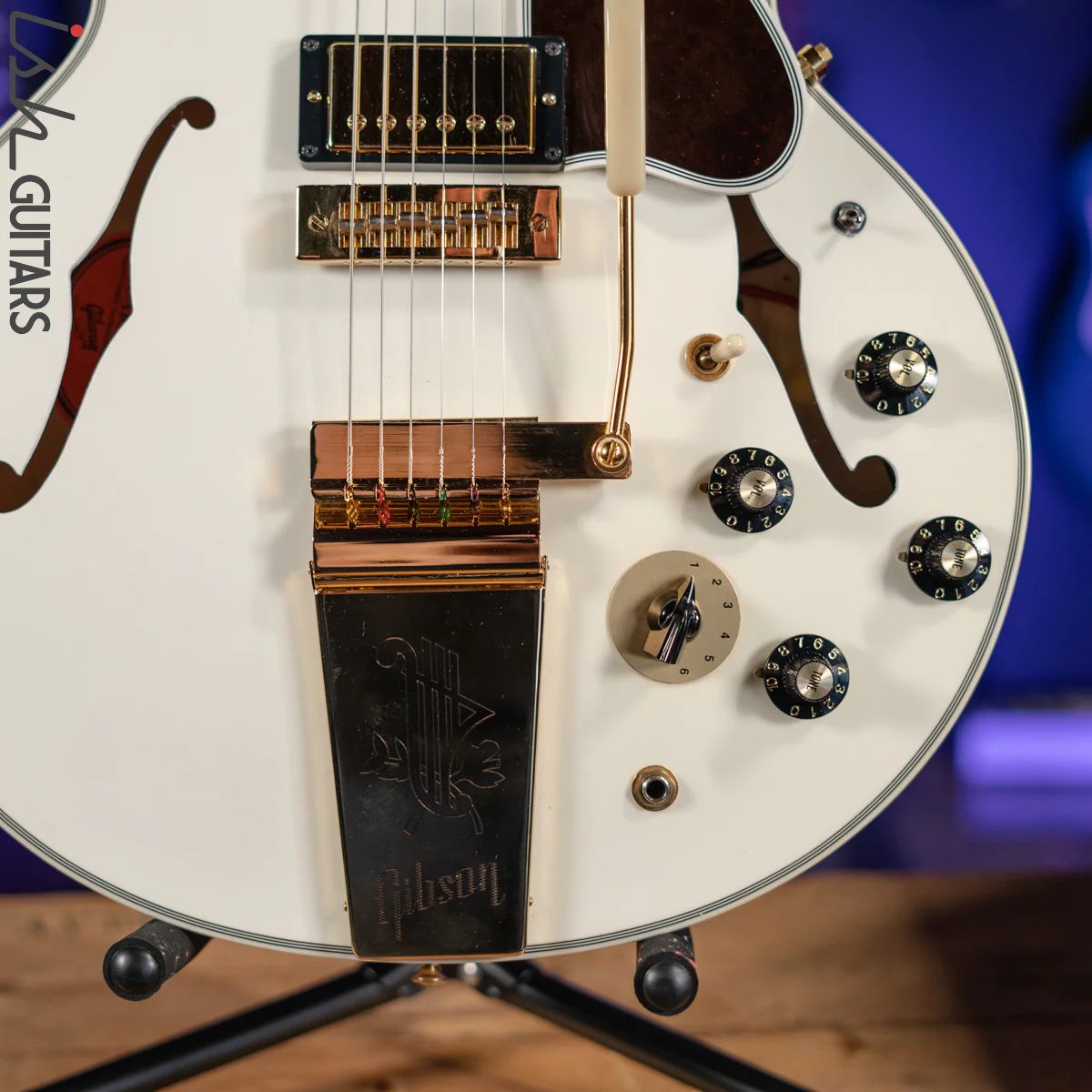 2010 Gibson Custom Shop ES-355 Semi-Hollow Alex Lifeson Signature Alpine White - Image 4
