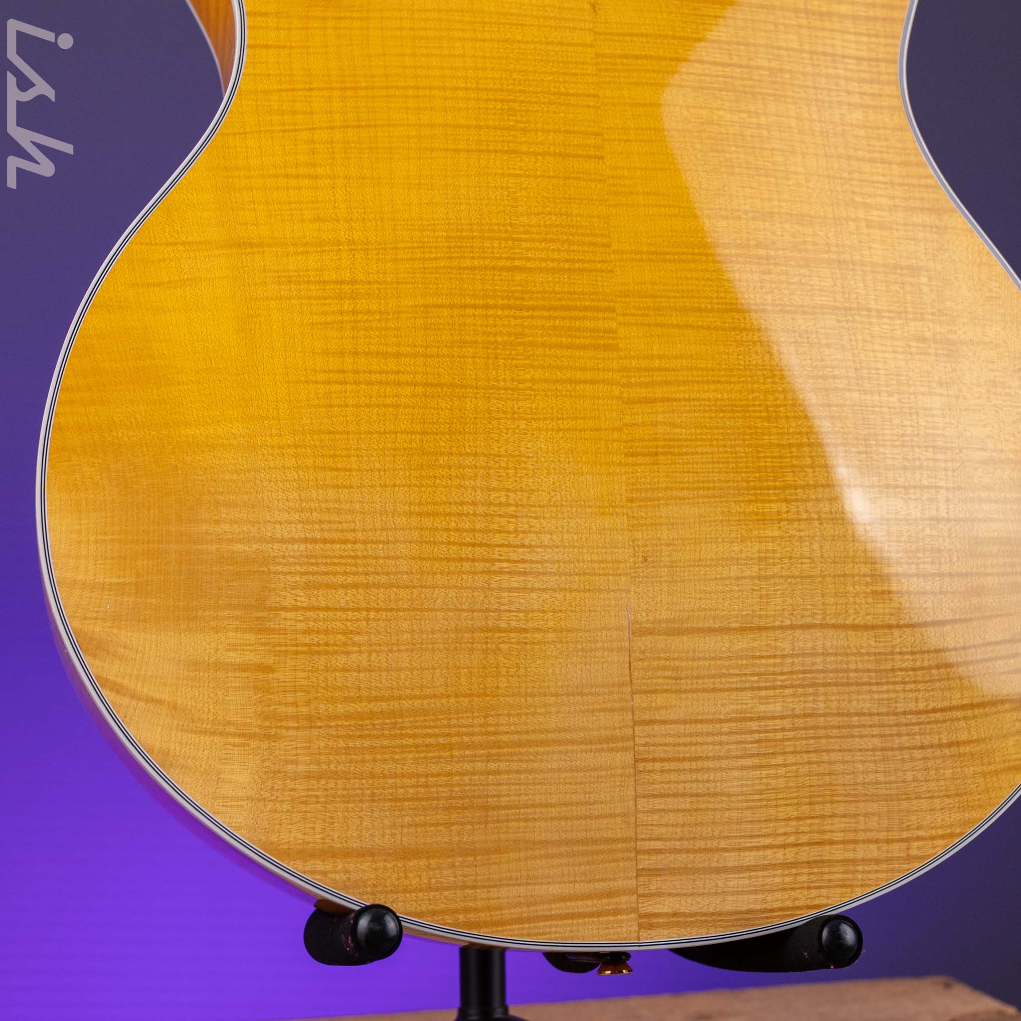 2010 Insalaco Archtop Amber - Image 18