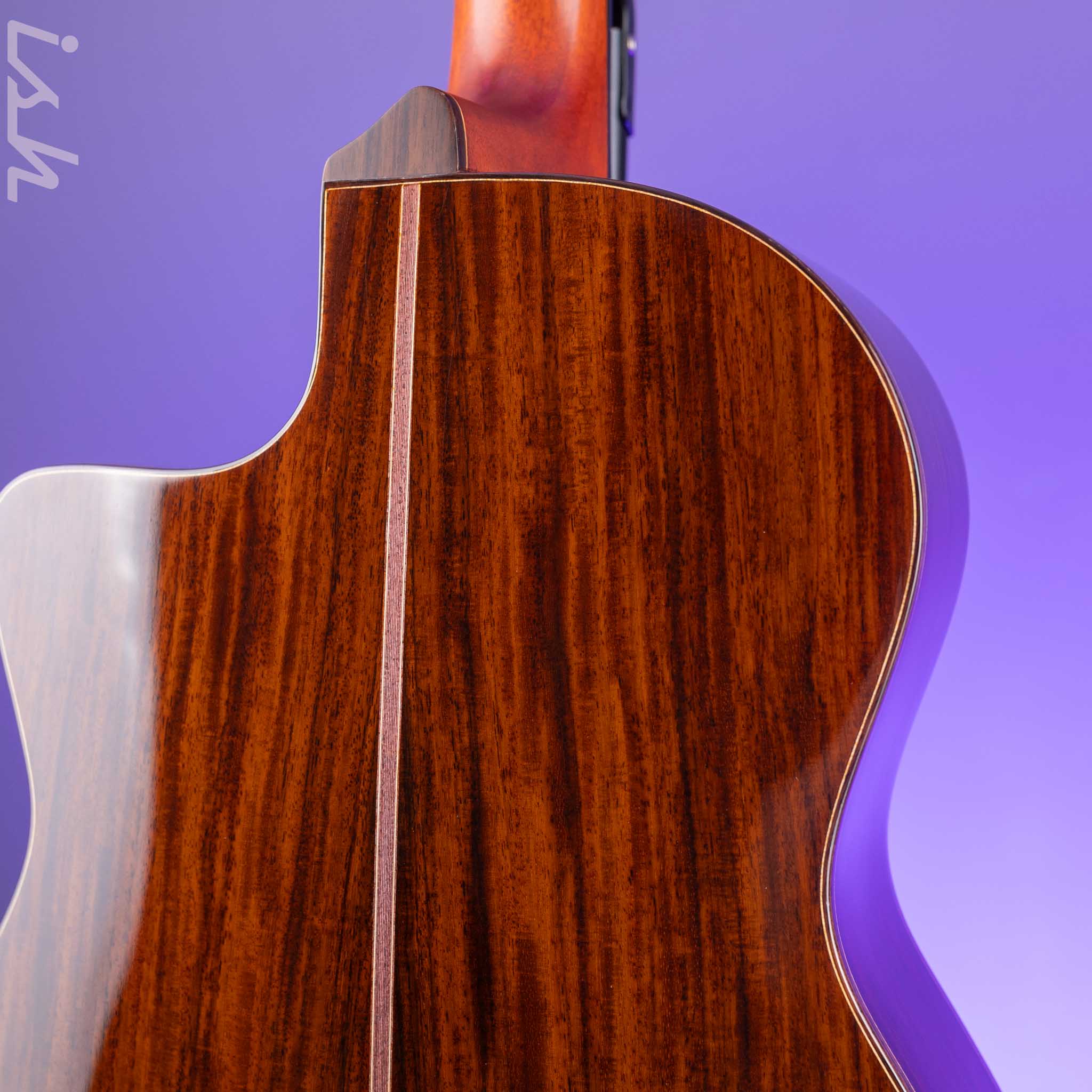 2011 Guild GN-5NAT - Image 12