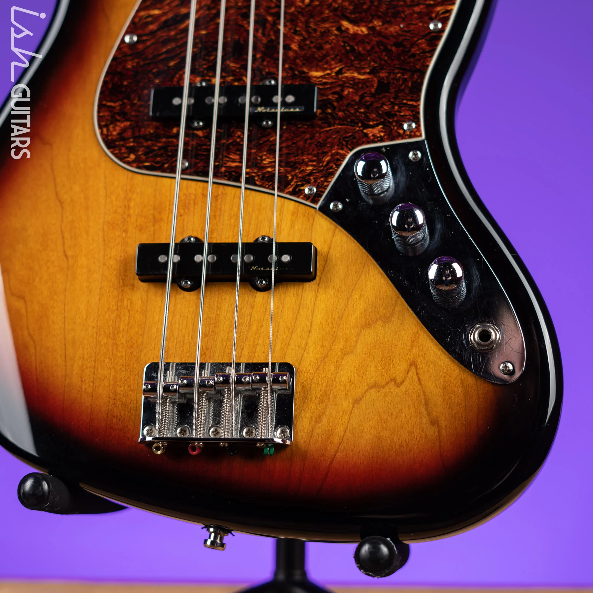 2012 Squier Classic Vibe Jazz Bass - Image 4