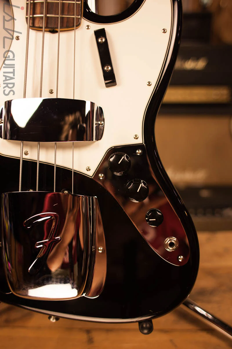 2013 Fender Jazz Bass ‘64 RI All Original - Image 4