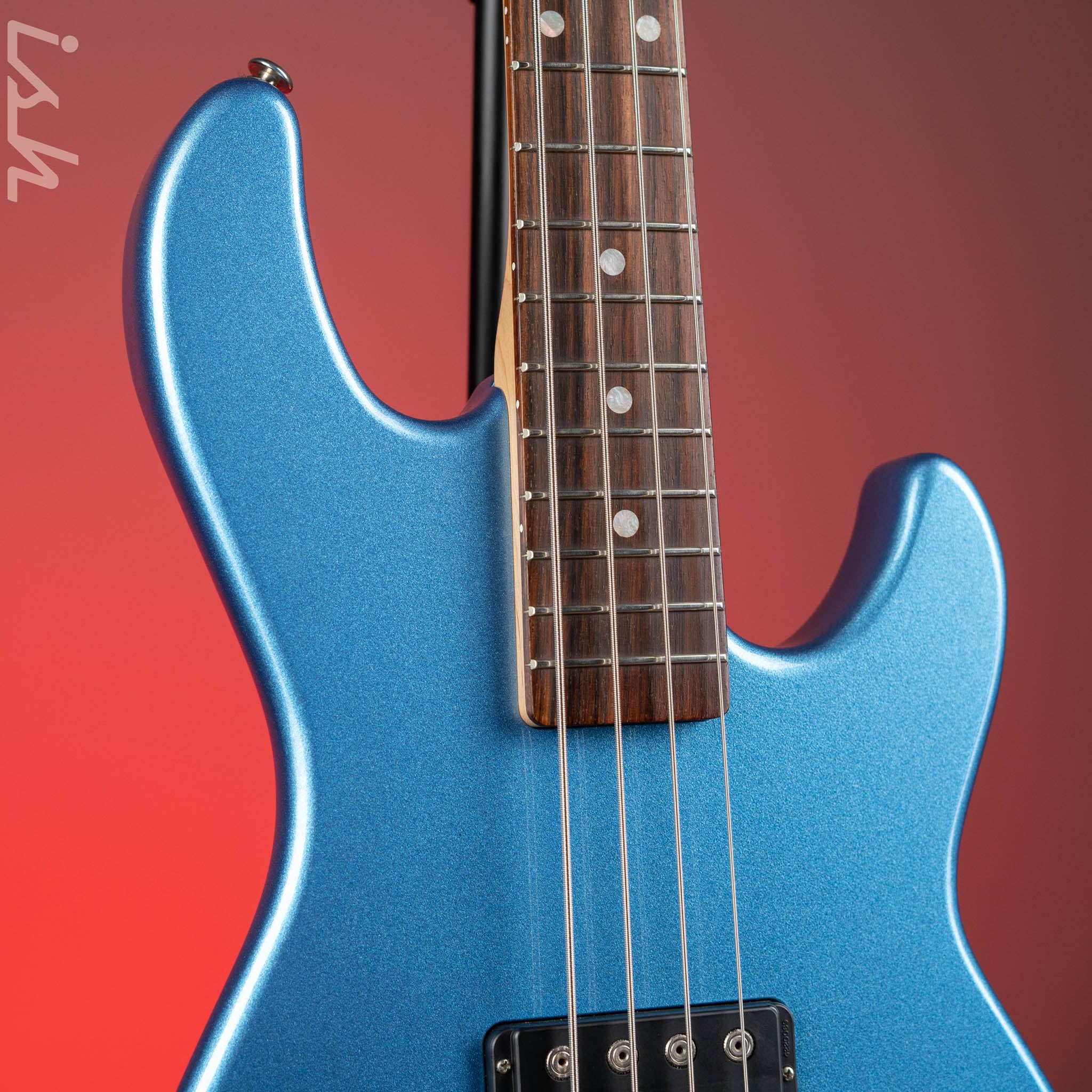 2014 G&L L-2000 Lake Placid Blue Metallic - Image 3