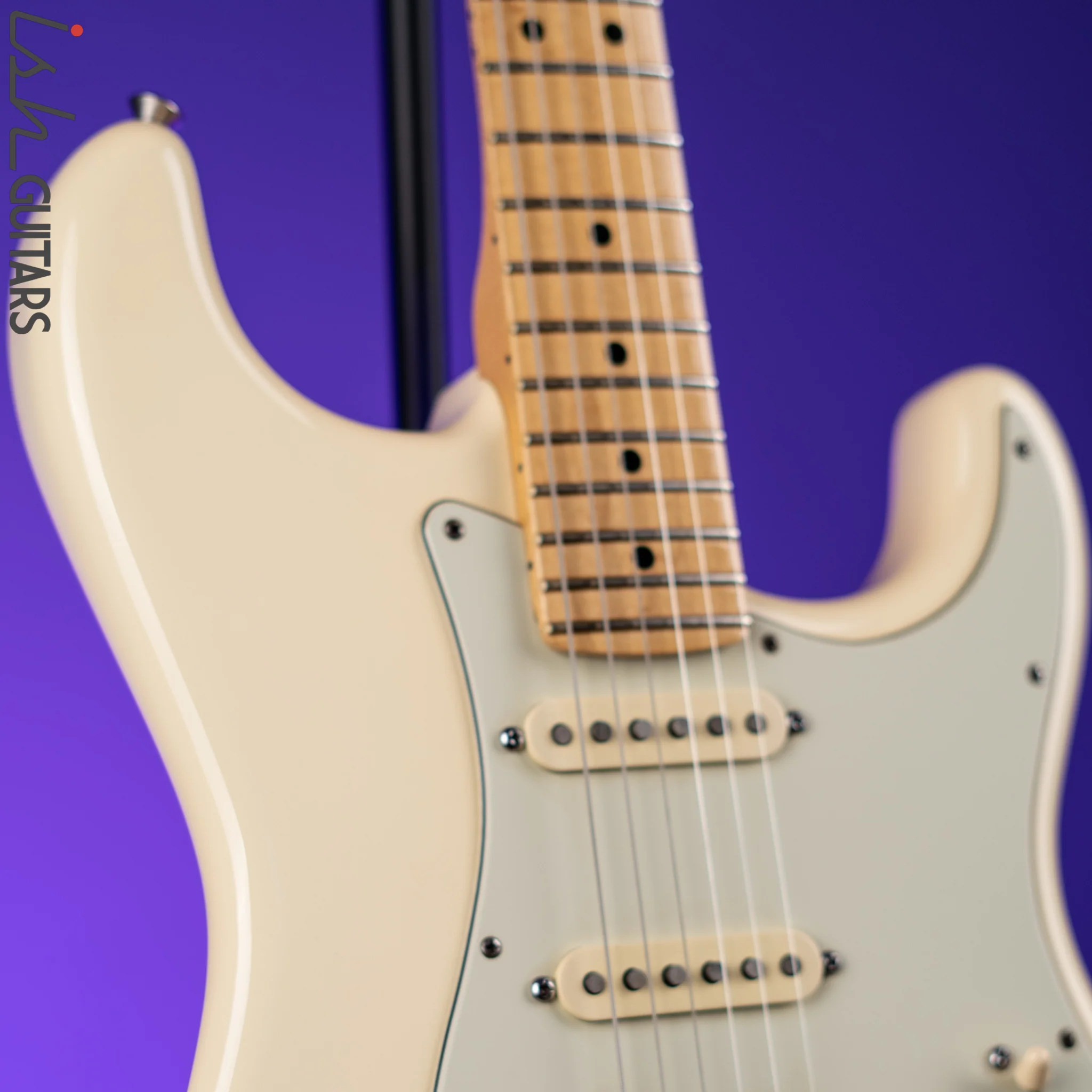 2015 Fender American Professional Stratocaster Shawbucker Olympic White - Image 3