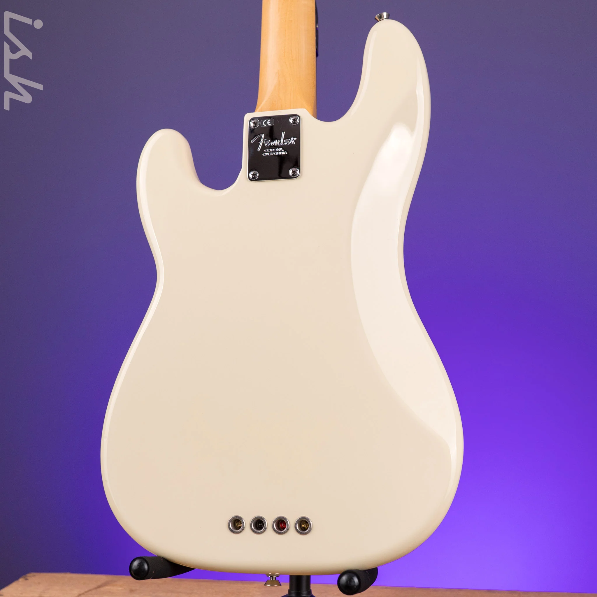 2015 Fender American Standard P Bass - Image 11