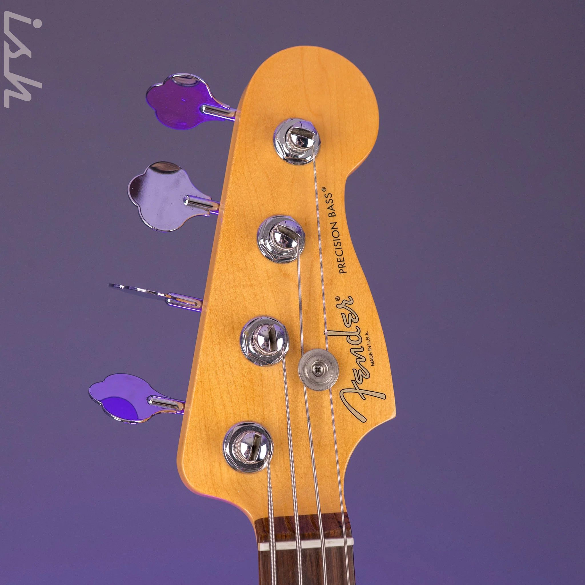 2015 Fender American Standard P Bass - Image 9