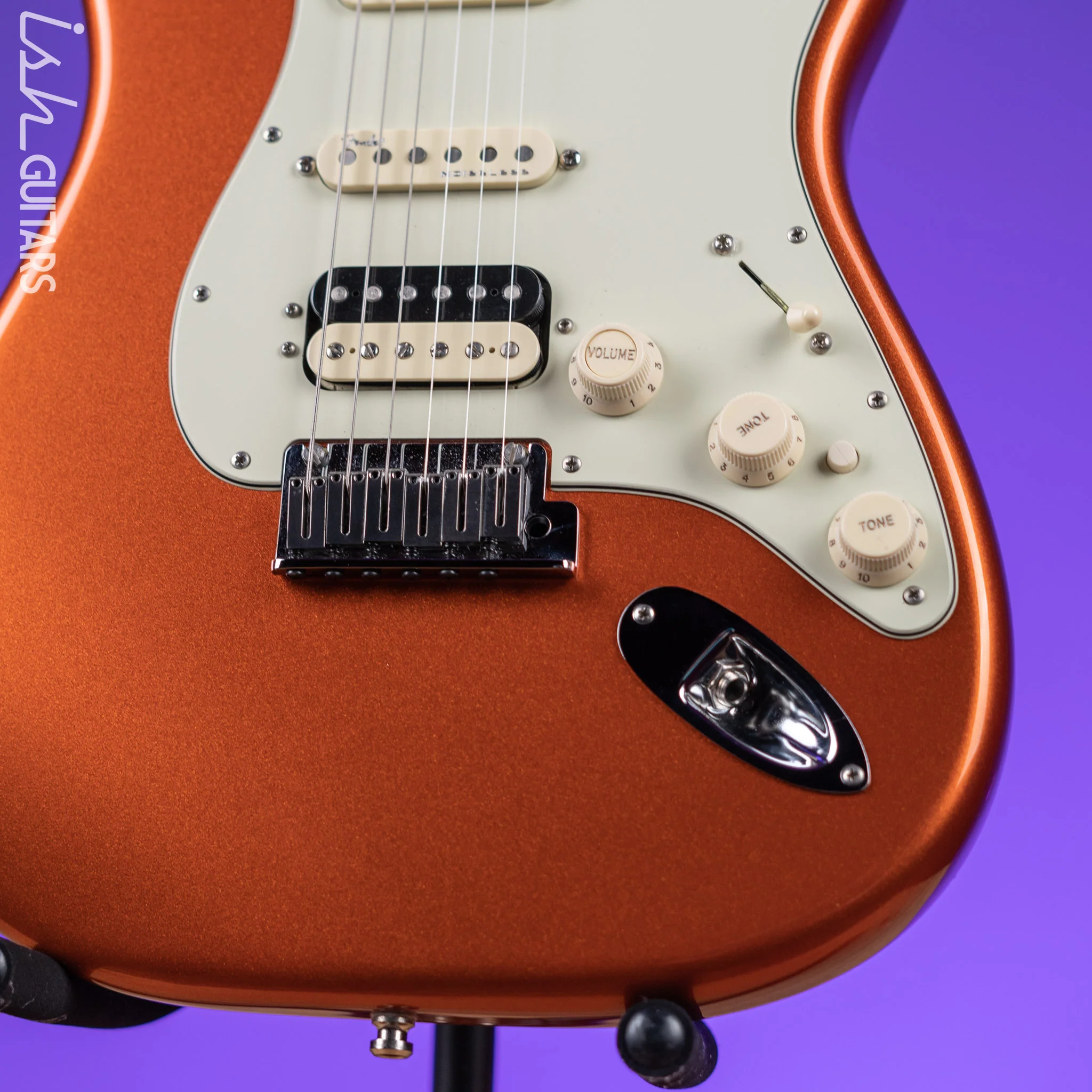 2016 Fender American Elite Stratocaster HSS Shawbucker Autumn Blaze Metallic - Image 4
