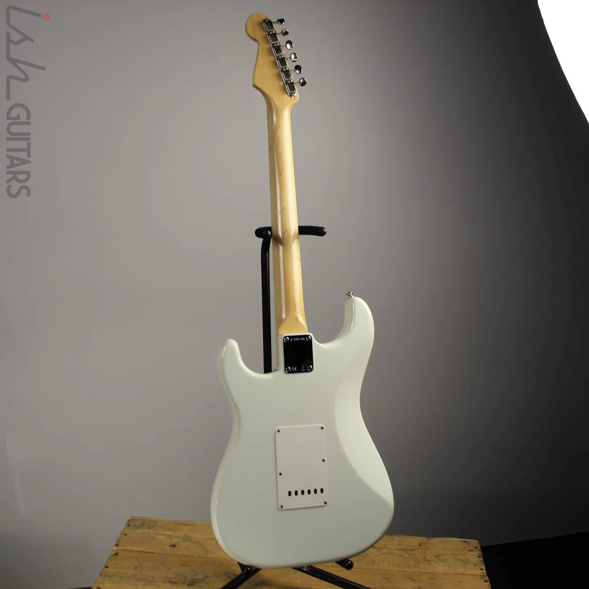 2016 Fender American Vintage ‘65 Reissue Stratocaster Olympic White - Image 7