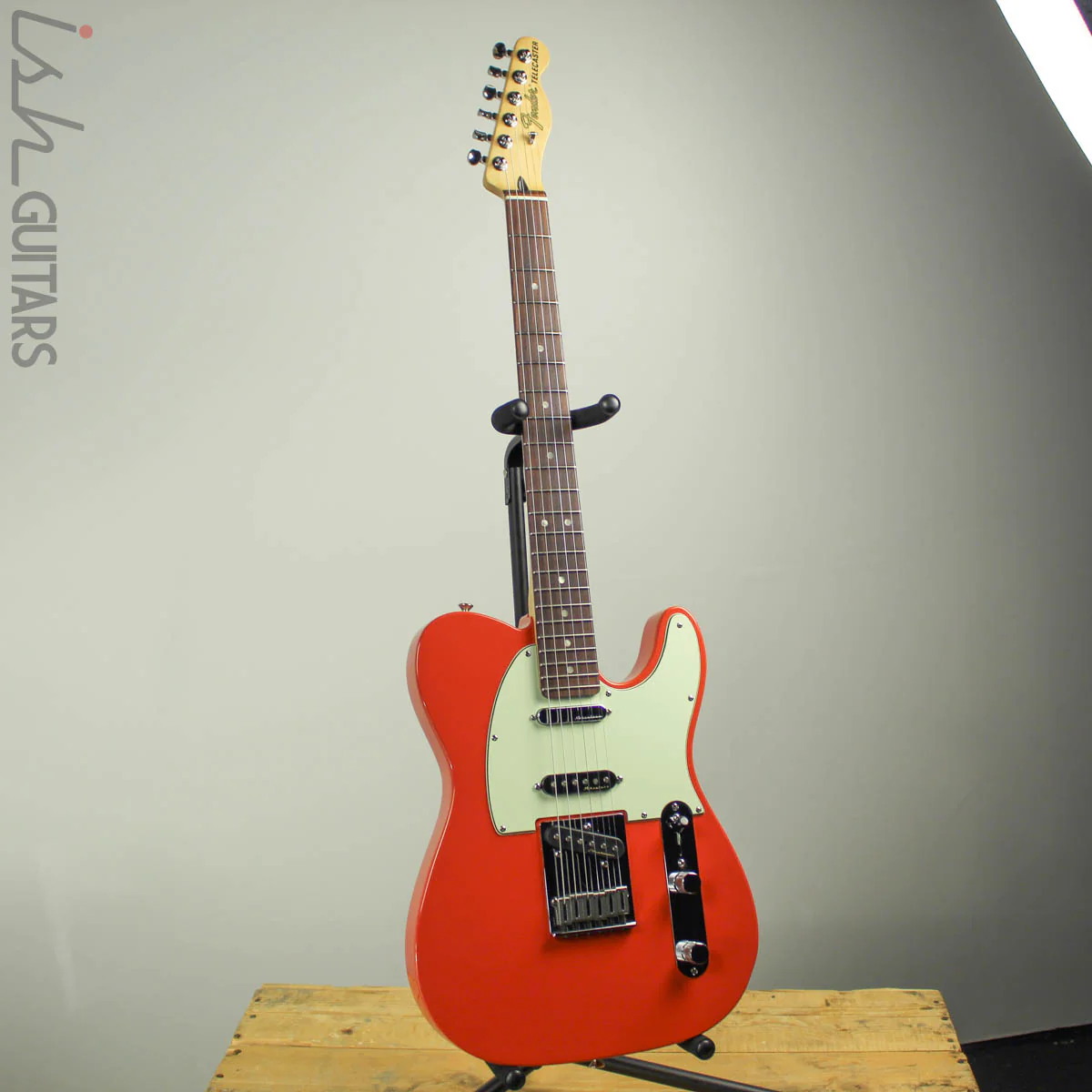 2016 Fender Deluxe Nashville MIM Telecaster Fiesta Red - Image 2