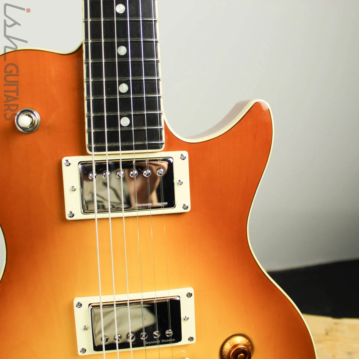 2016 Godin Summit Classic HB Creme Brulee - Image 3