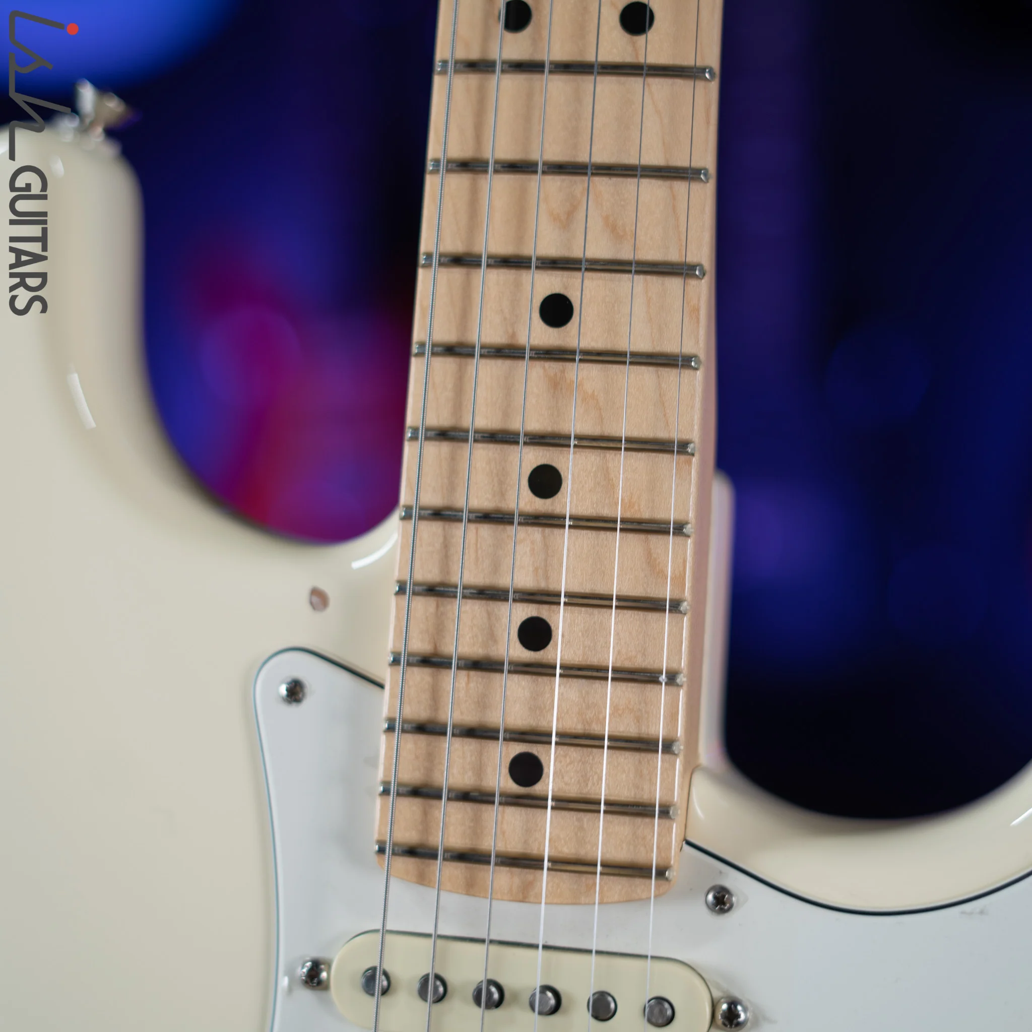 2017 Fender American Standard Stratocaster Olympic White - Image 6