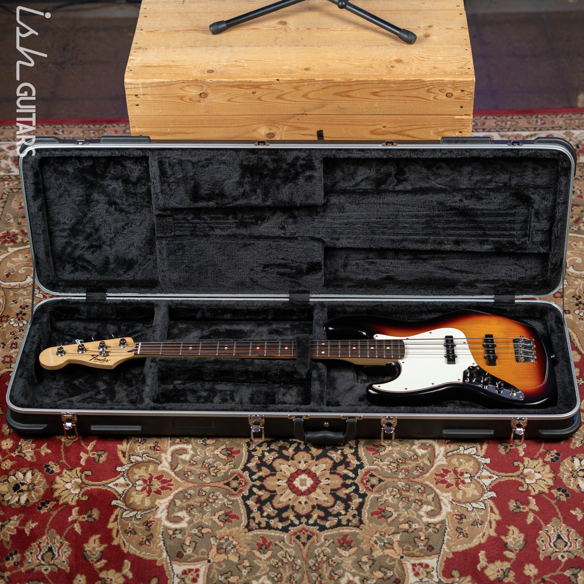 2017 Fender Lefty Player Jazz Bass Sunburst - Image 15