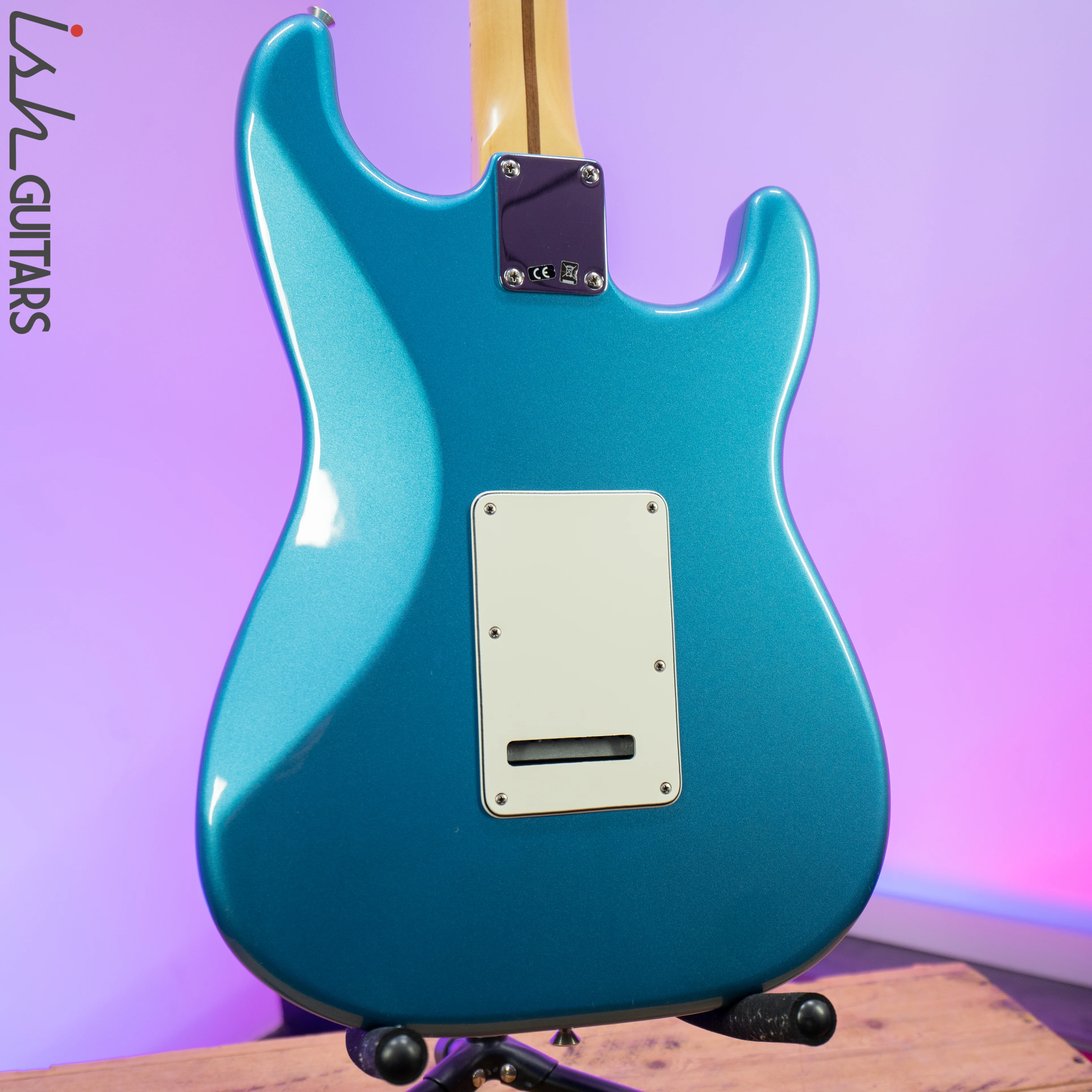 2017 Fender Stratocaster MIM Left Handed Metallic Blue - Image 10