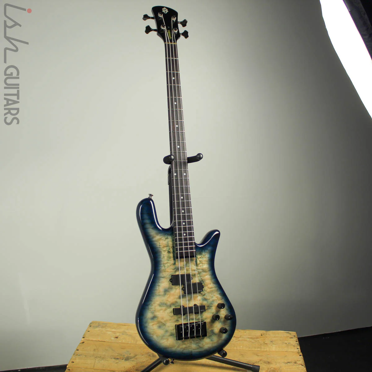2017 Spector Legend 4 String Neck Thru Faded Blue Gloss - Image 2