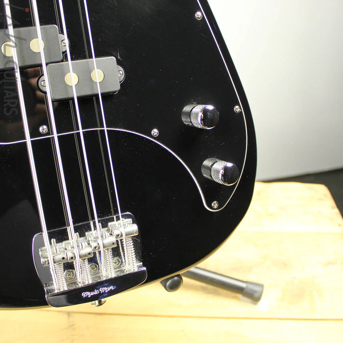 2016 Ernie Ball Music Man Cutlass Bass Black - Image 4