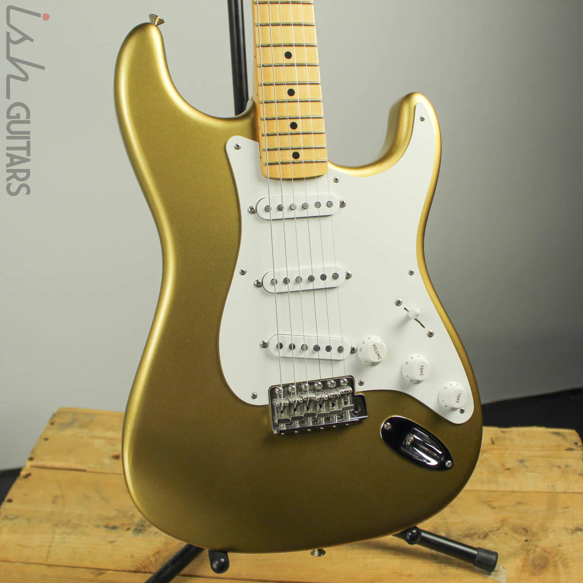 2018 Fender American Original ‘50s Stratocaster Gold Aztec Gold