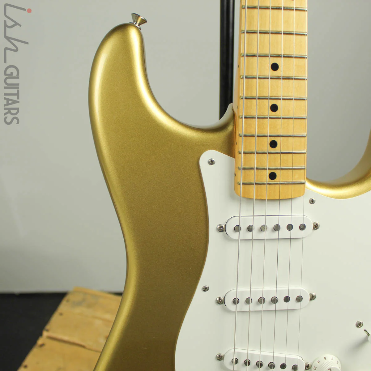 2018 Fender American Original ‘50s Stratocaster Gold Aztec Gold - Image 4