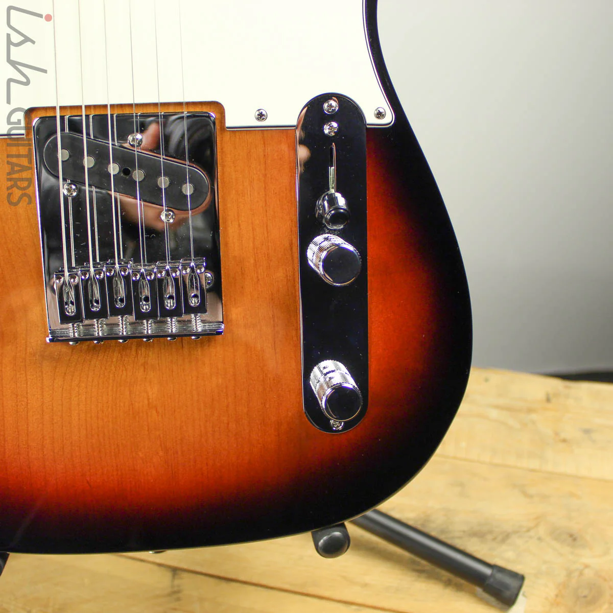 2018 Fender Players Series Telecaster w/ Hard Case - Image 3
