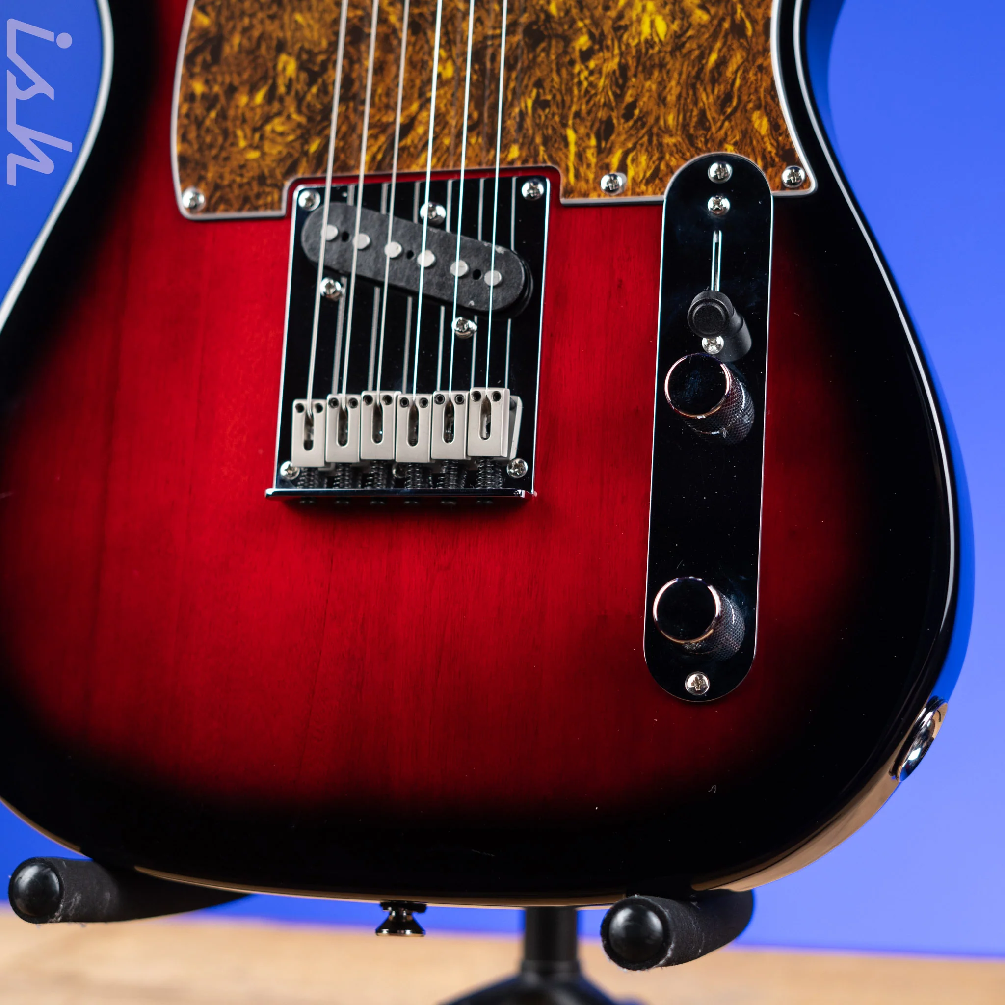 2018 Squier Standard Telecaster Red Burst - Image 4