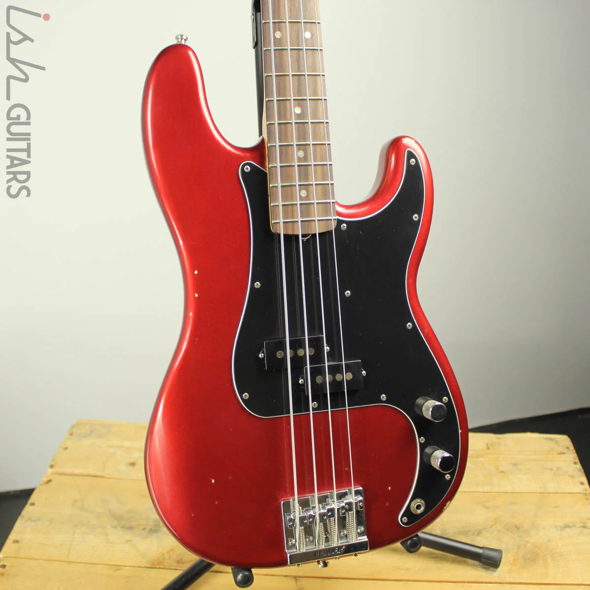 2019 Fender Nate Mendel Precision Bass MIM