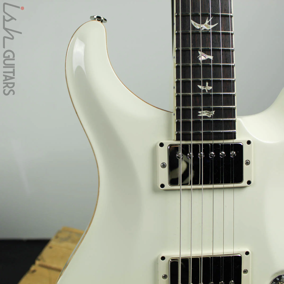 2019 PRS DGT Custom Color Opaque White w/ Natural Binding - Image 4