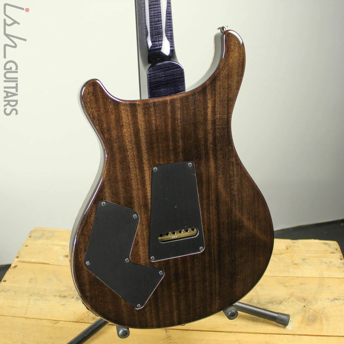 2019 PRS Modern Eagle V Private Stock Limited Frostbite Glow Smoked Purple Burst - Image 8